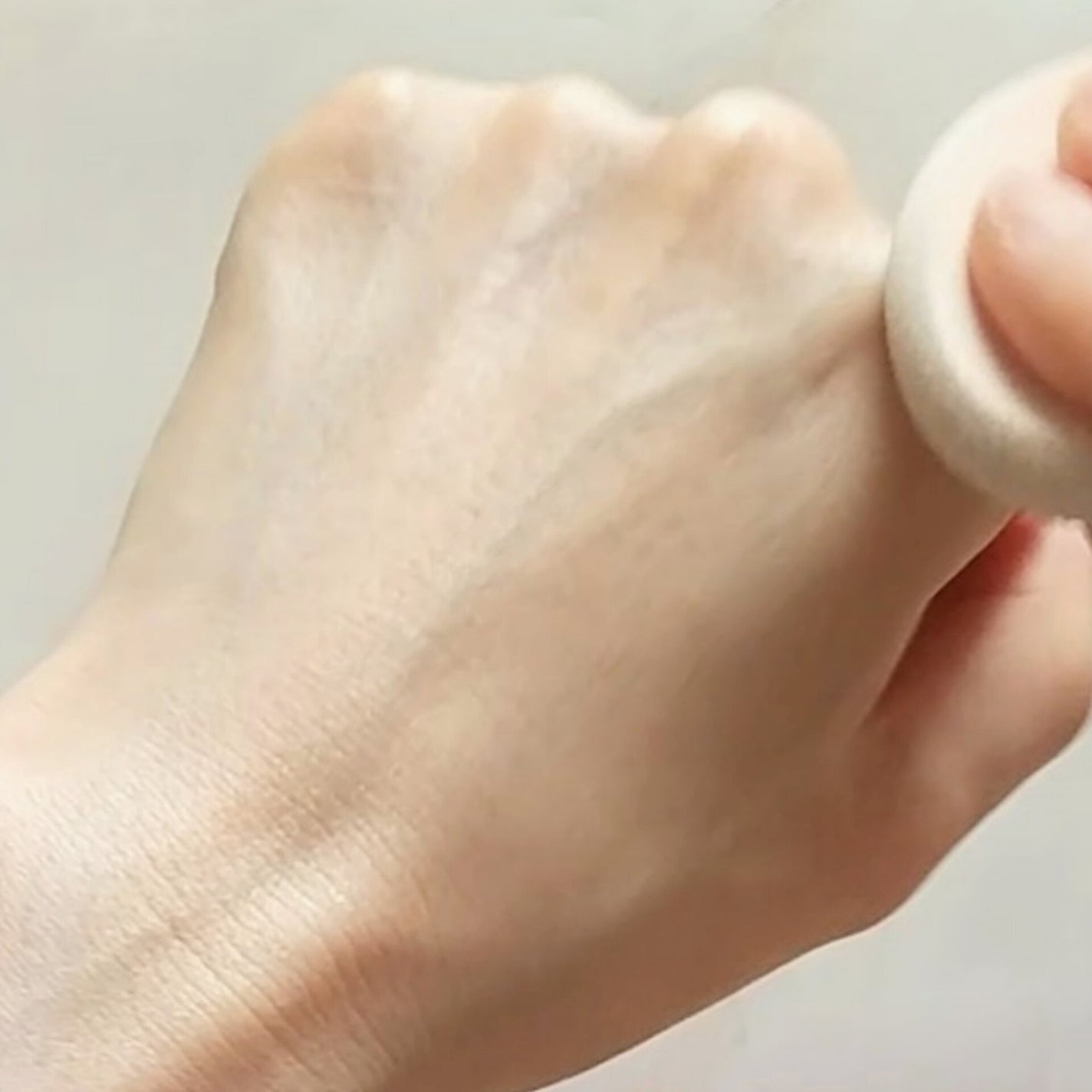 ミネラルリキッドリーファンデーション/MiMC/クッションファンデーションを使ったクチコミ(4枚目)