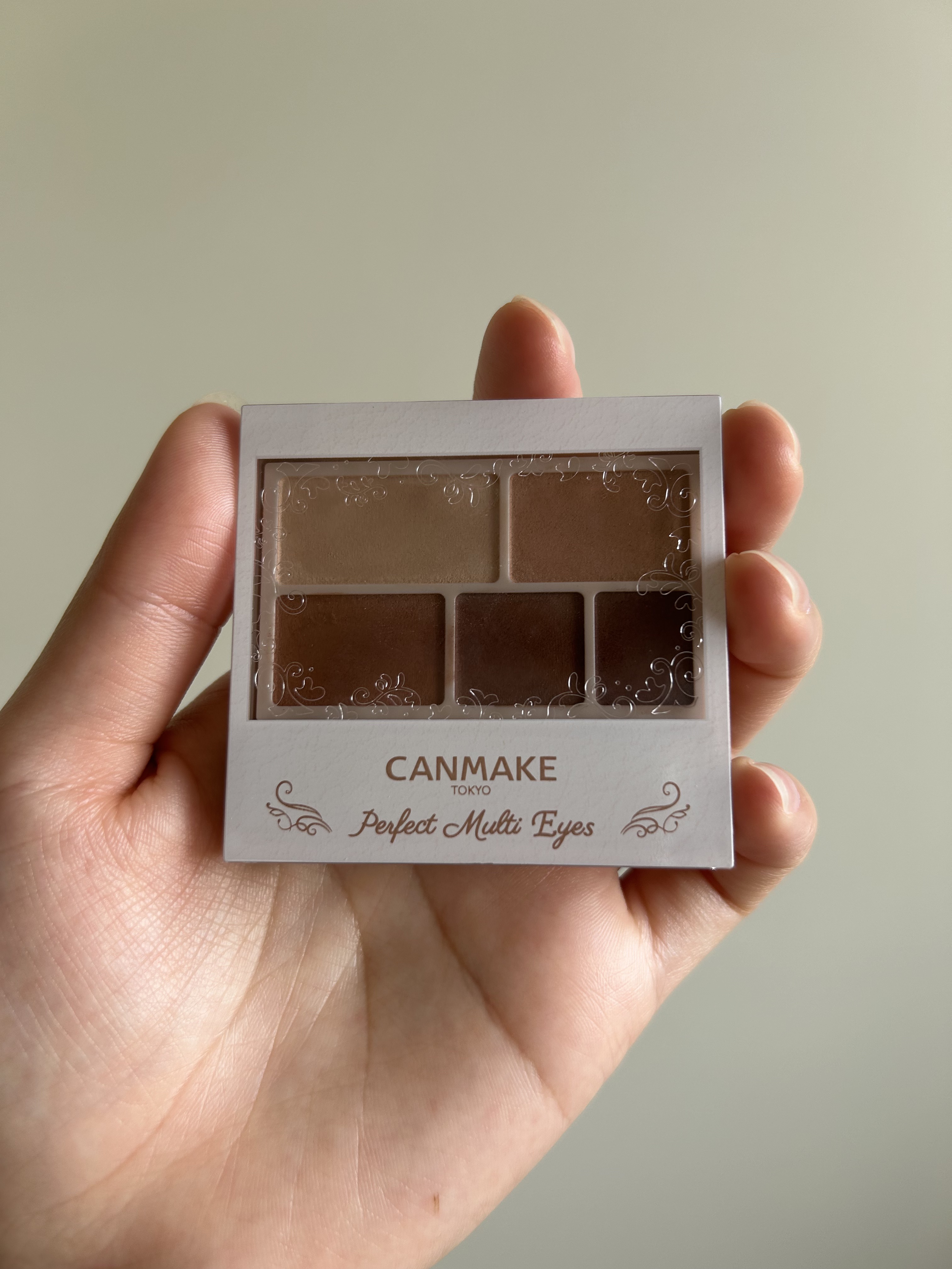 パーフェクトマルチアイズ/キャンメイク/アイシャドウパレットを使ったクチコミ（3枚目）