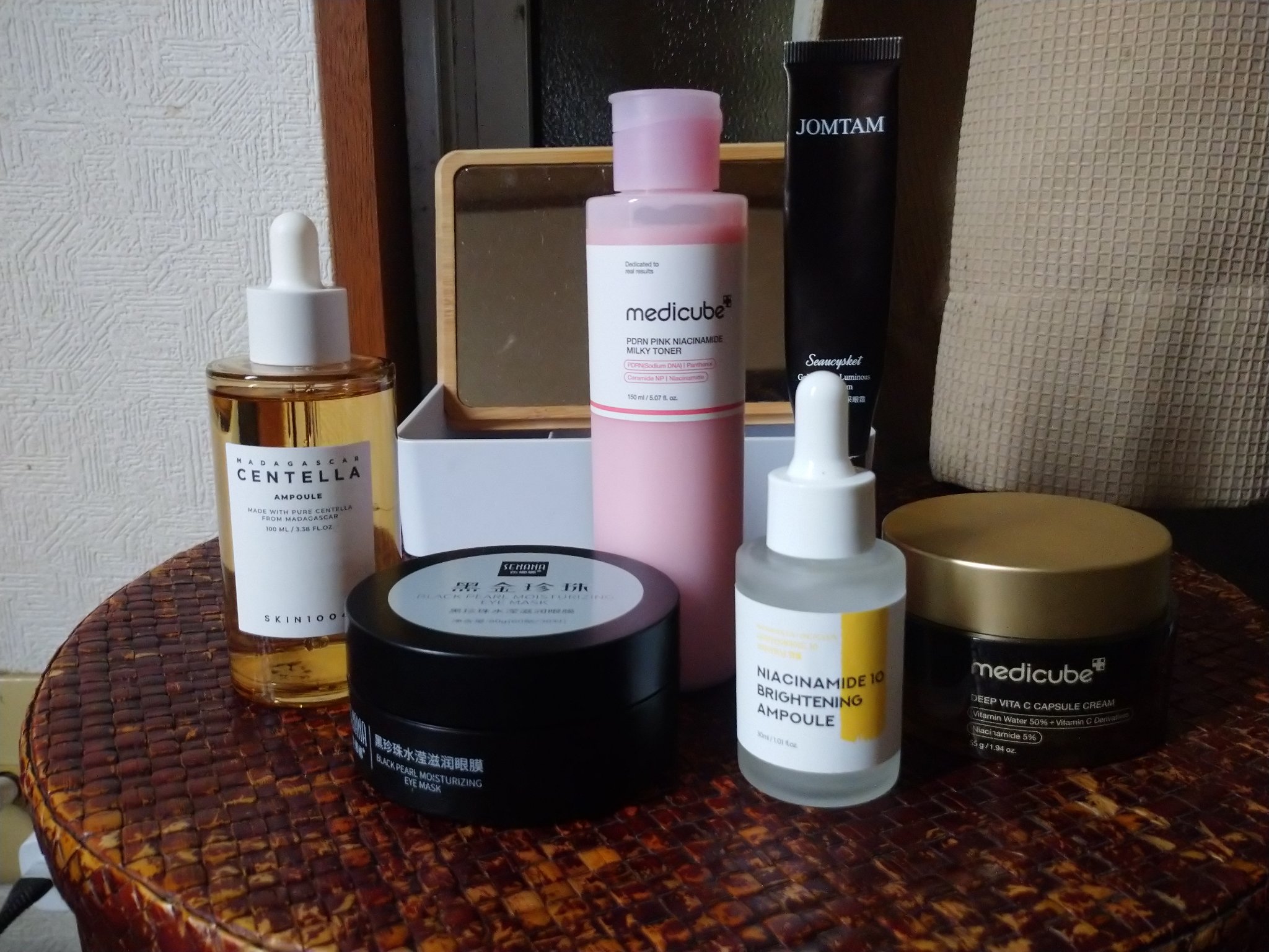 黄金キャビアアイクリーム/JOMTAM/アイケア・アイクリームを使ったクチコミ（1枚目）