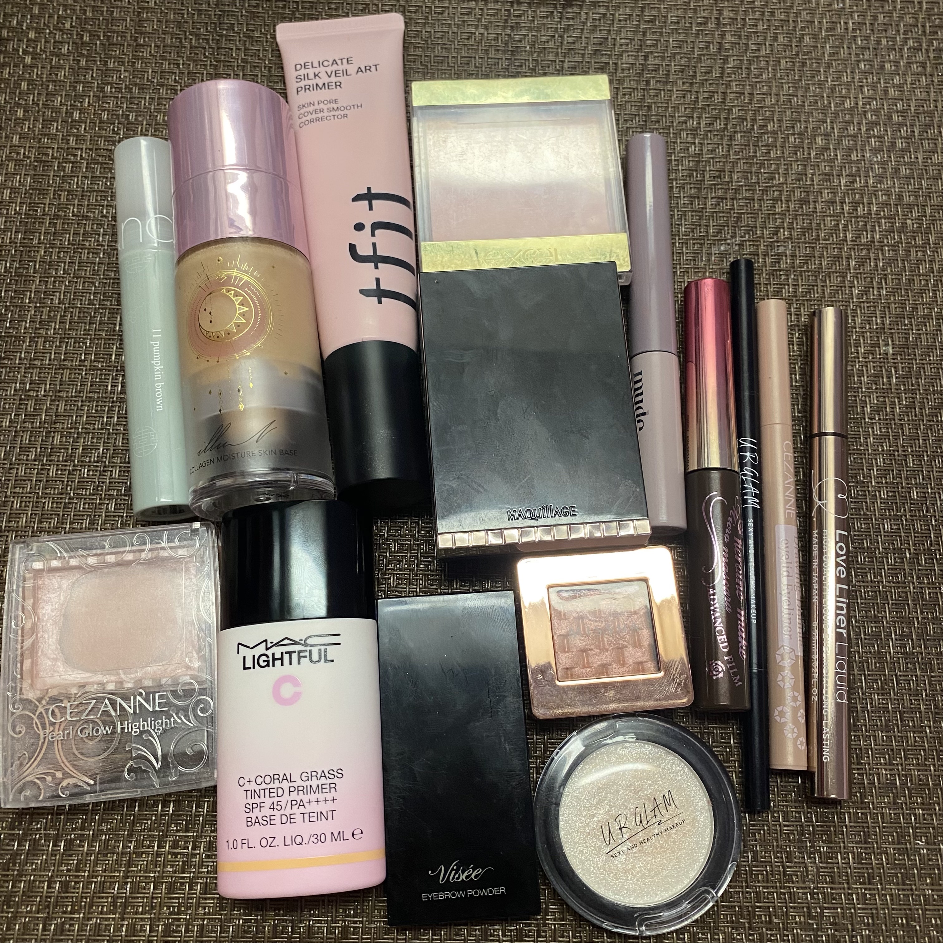 描くふたえアイライナー/CEZANNE/リキッドアイライナーを使ったクチコミ（3枚目）