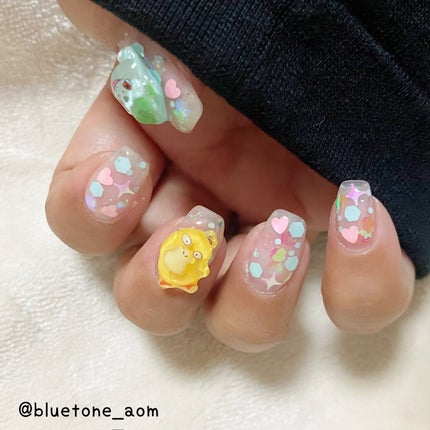 ⋆͛🦖⋆͛aomi on LIPS 「いつぞやのマイネイルさん!ホログラムネイルお気に入り☺️ポップ..」(6枚目)