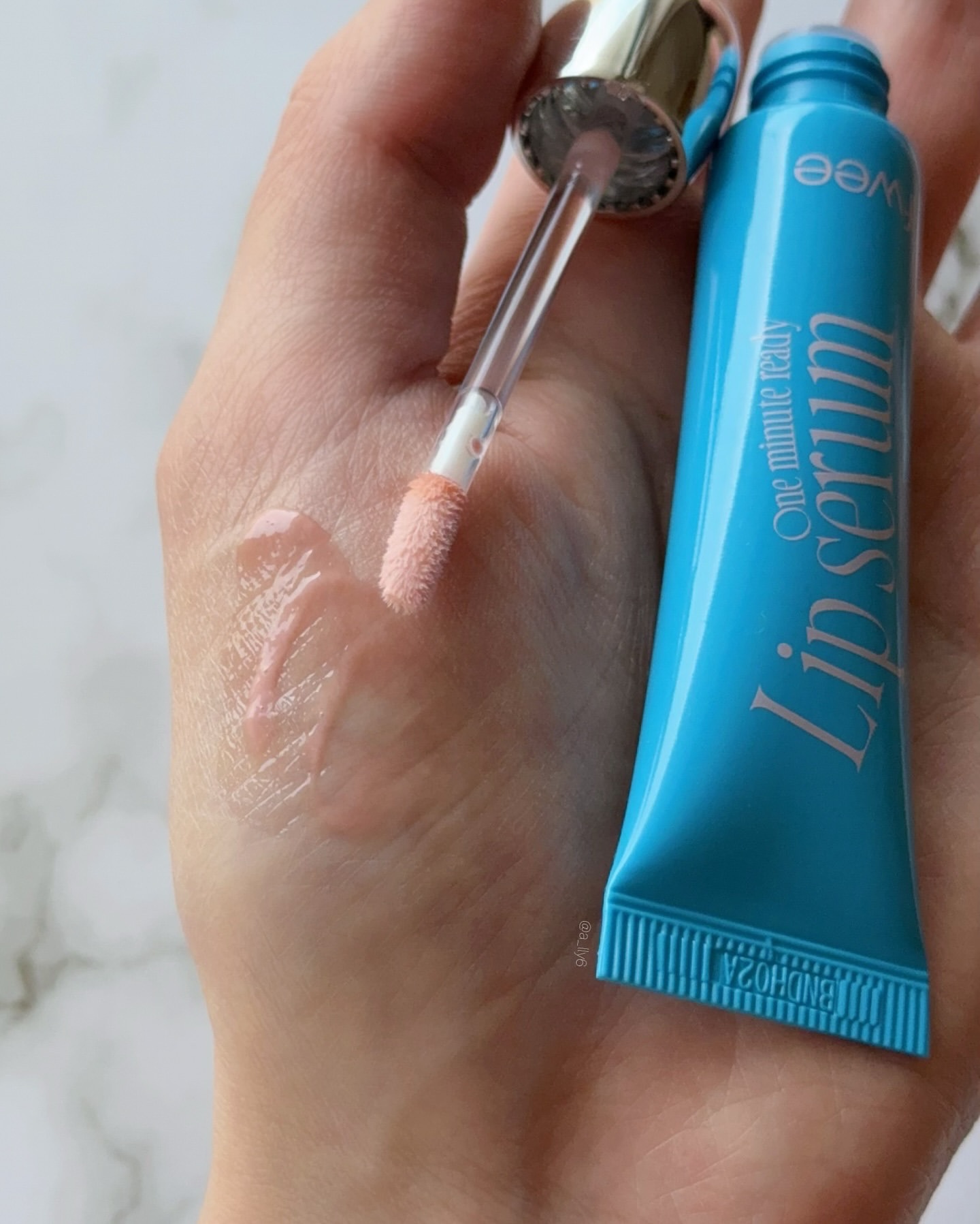 リップアンドチーク ブラーリープリンポット/fwee/口紅を使ったクチコミ（2枚目）