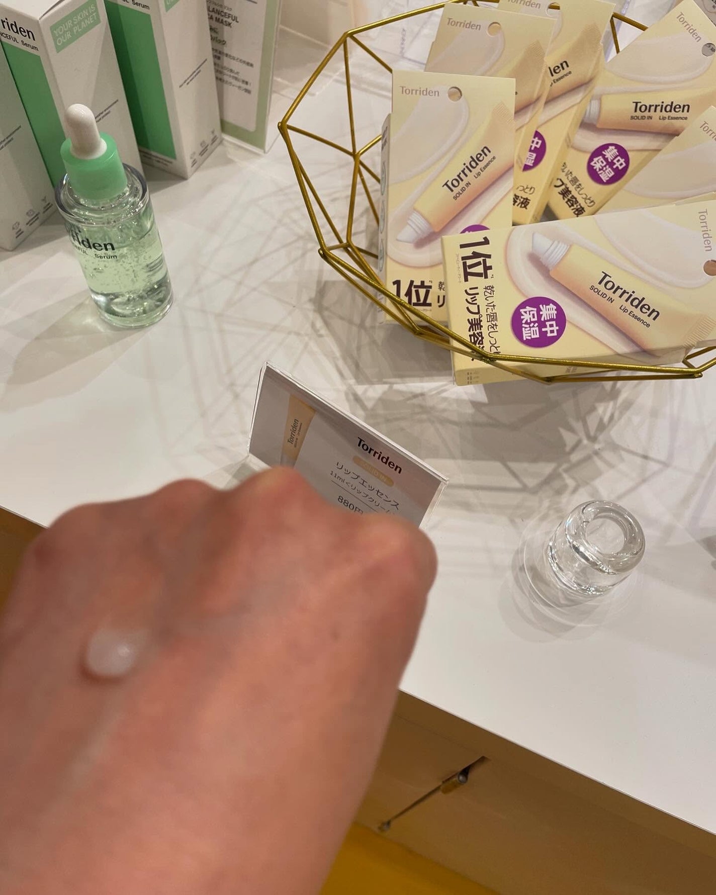 ソリッドイン リップエッセンス/Torriden/リップ美容液を使ったクチコミ(5枚目)