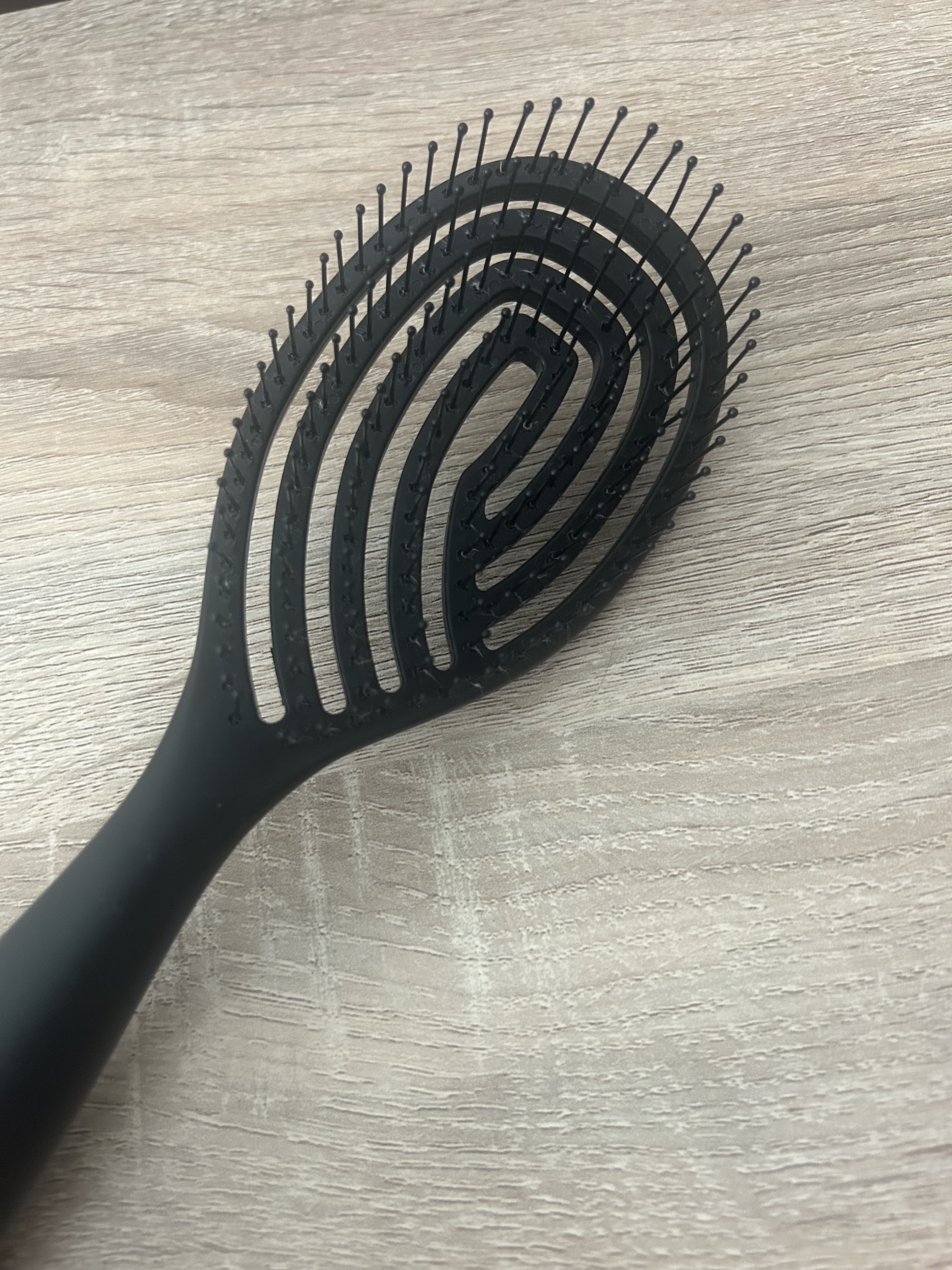 乾きやすいブローブラシ/DAISO/ヘアブラシを使ったクチコミ（1枚目）