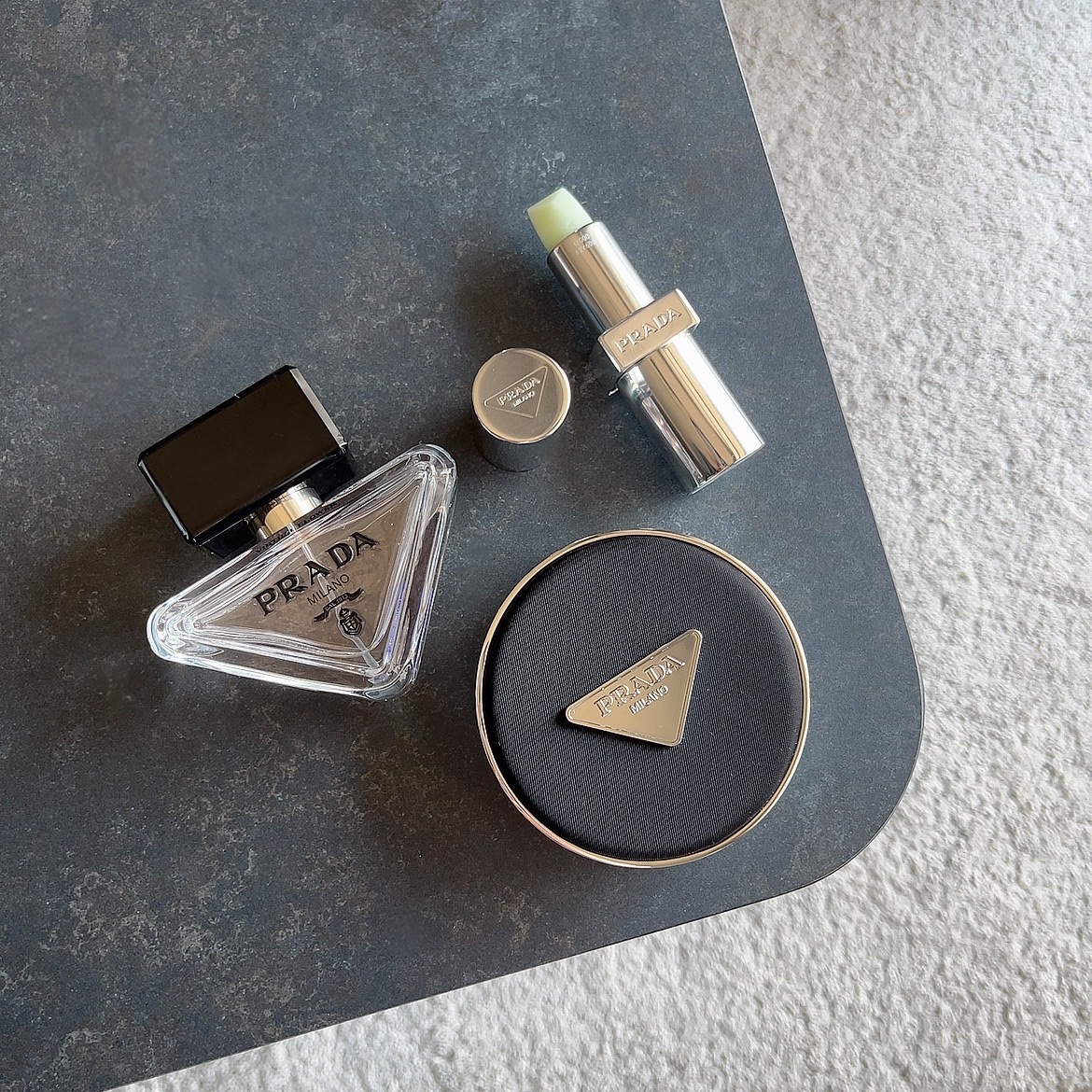 プラダ パラドックス ヴァーチャル フラワー オーデパルファム/PRADA BEAUTY/香水(レディース)を使ったクチコミ（1枚目）