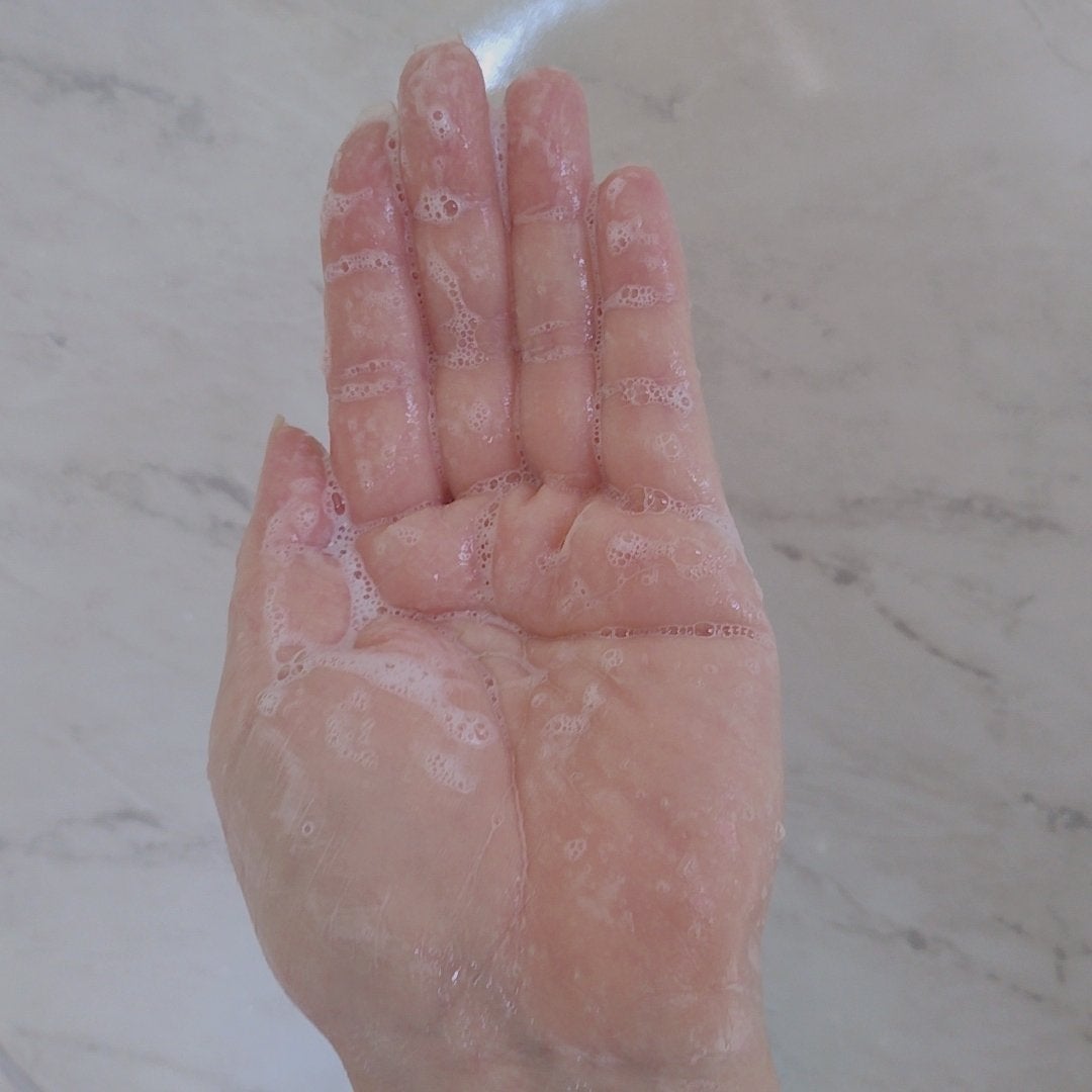 mcgroupakiko on LIPS 「山歩きや庭仕事と外で過ごす時間が増えてきましたがそれに伴い日に..」(5枚目)