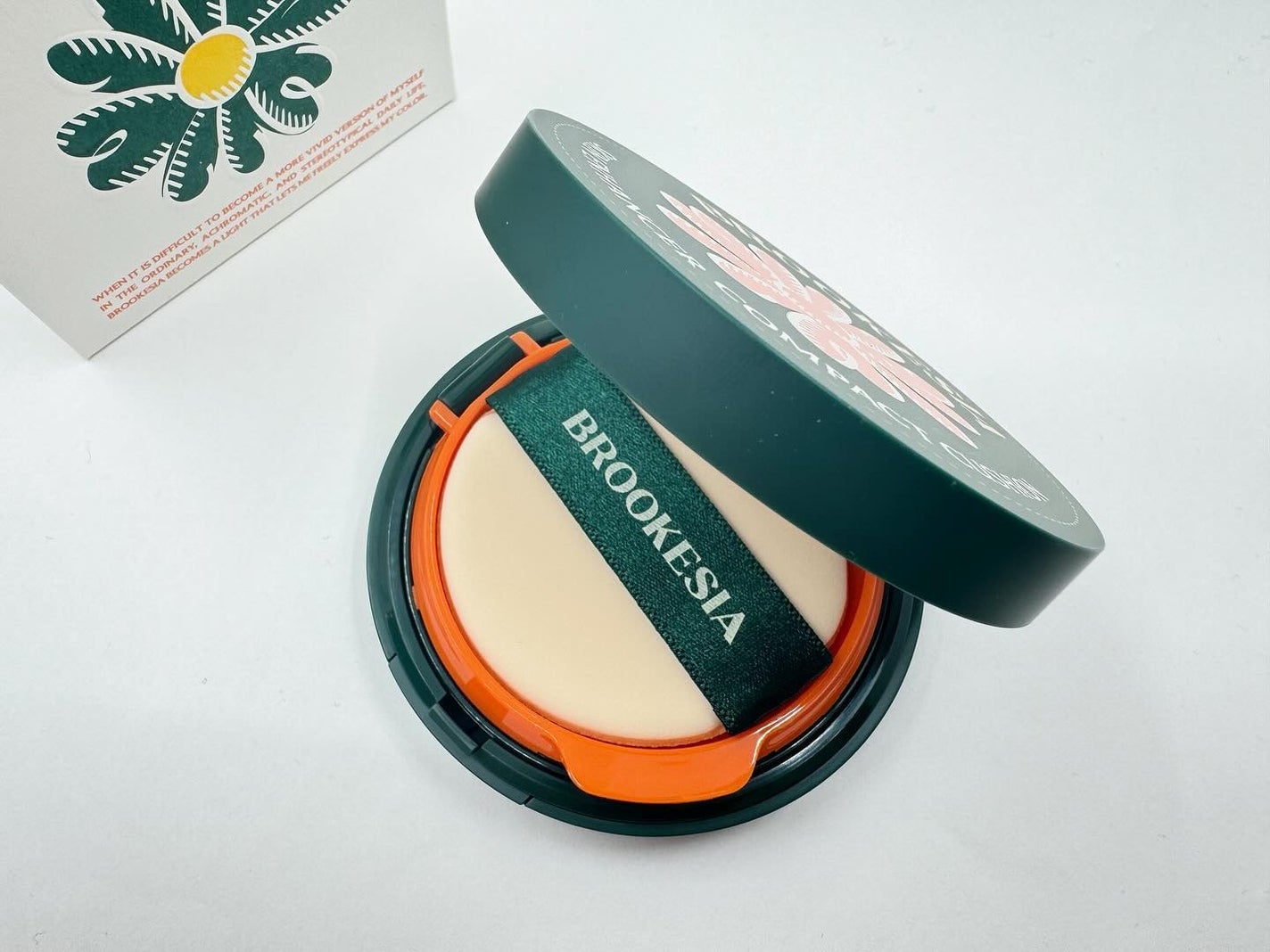 スキンエンハンサー コンパクト クッション (マット)/BROOKESIA/クッションファンデーションを使ったクチコミ(2枚目)