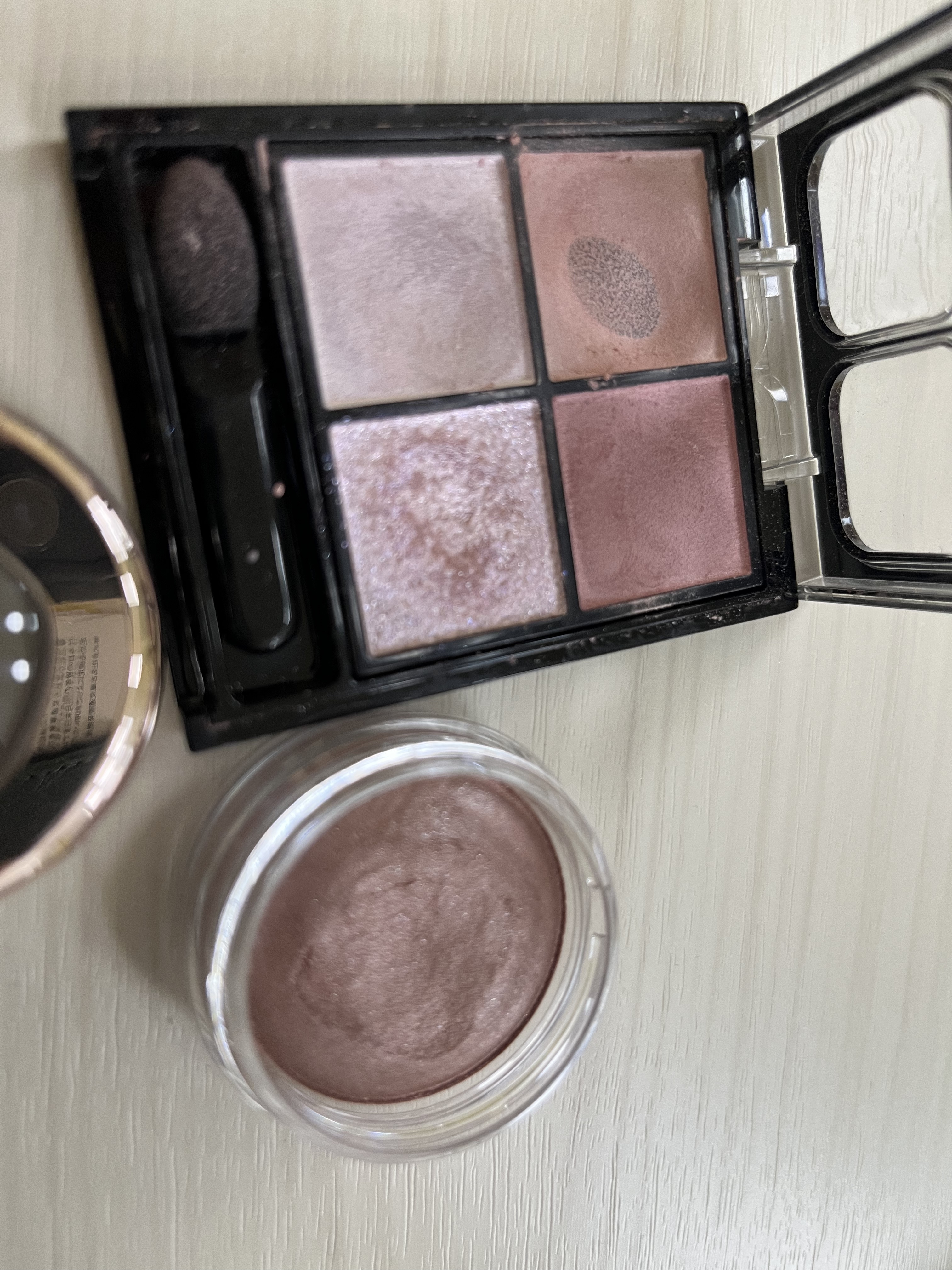 アイグロウジェム スキンシャドウ/DECORTÉ/ジェル・クリームアイシャドウを使ったクチコミ（3枚目）