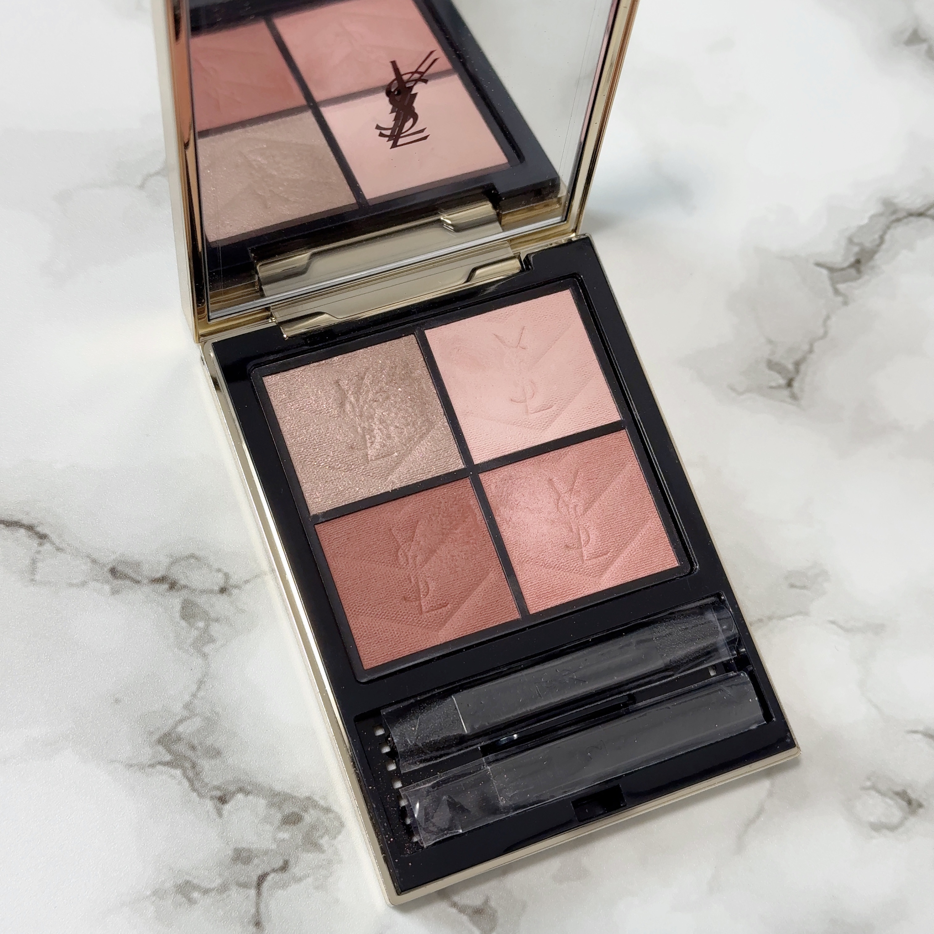 クチュール ミニ クラッチ/YVES SAINT LAURENT BEAUTE/アイシャドウパレットを使ったクチコミ（2枚目）