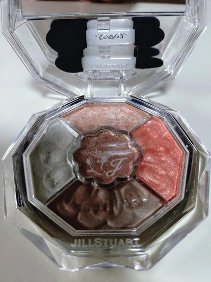 ジルスチュアート ブルームクチュール アイズ ジュエルドブーケ/JILL STUART/アイシャドウパレットを使ったクチコミ(1枚目)
