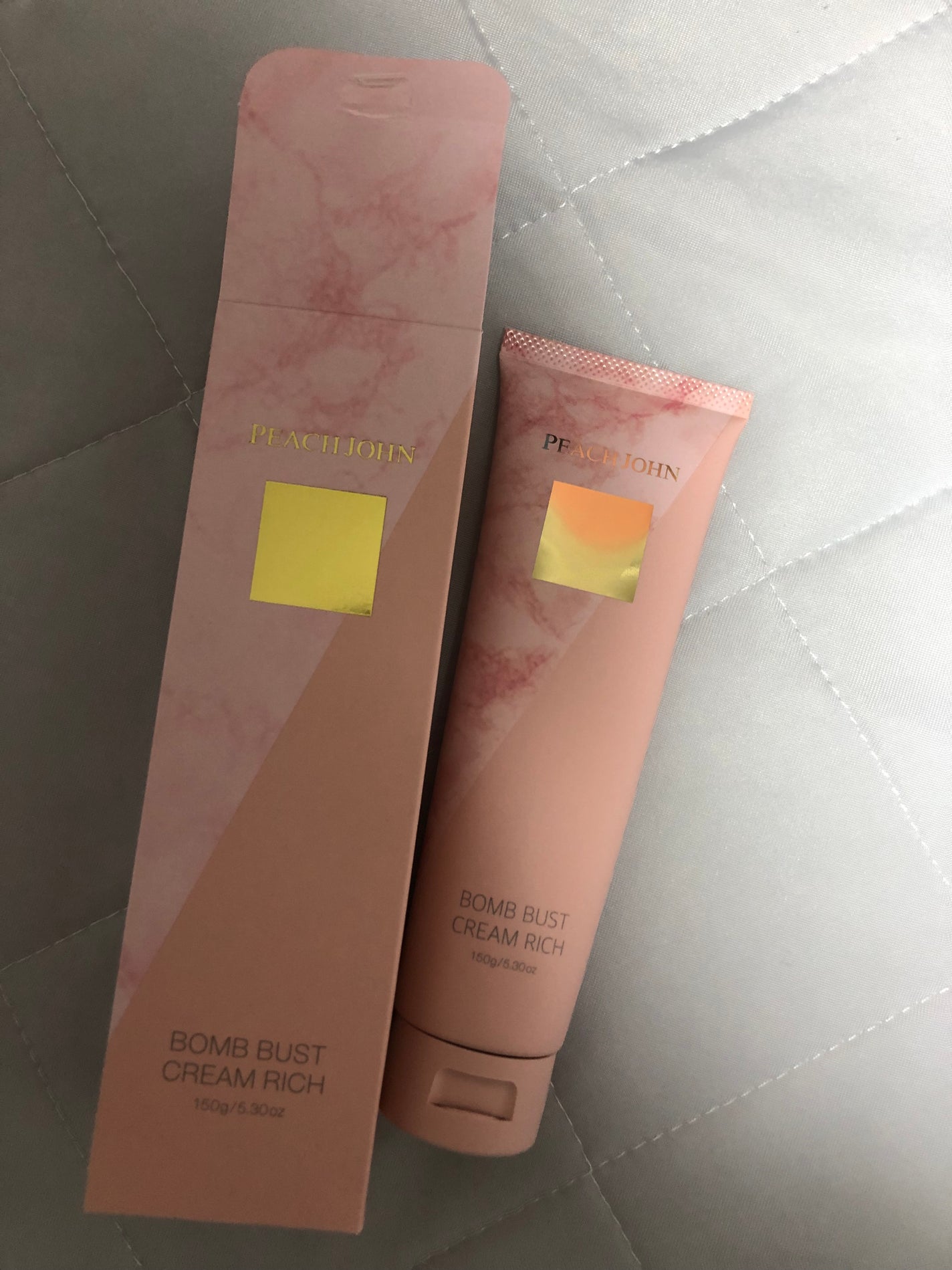 ボムバストクリーム リッチ/PEACH JOHN/バスト・ヒップケアを使ったクチコミ(1枚目)