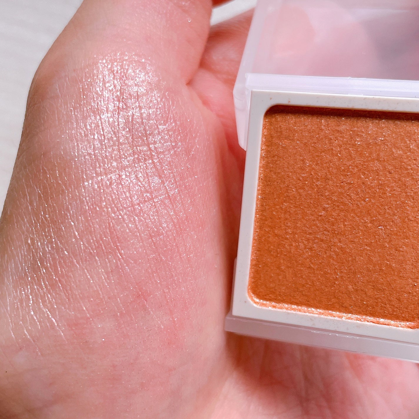 シングル カラー アイシャドウ/ちふれ/単色アイシャドウを使ったクチコミ(2枚目)