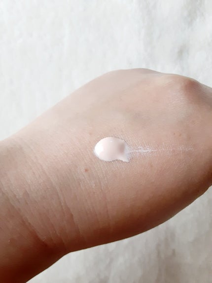 ウォータフルトーンアップサンクリーム/ダルバ/日焼け止めクリームを使ったクチコミ(2枚目)