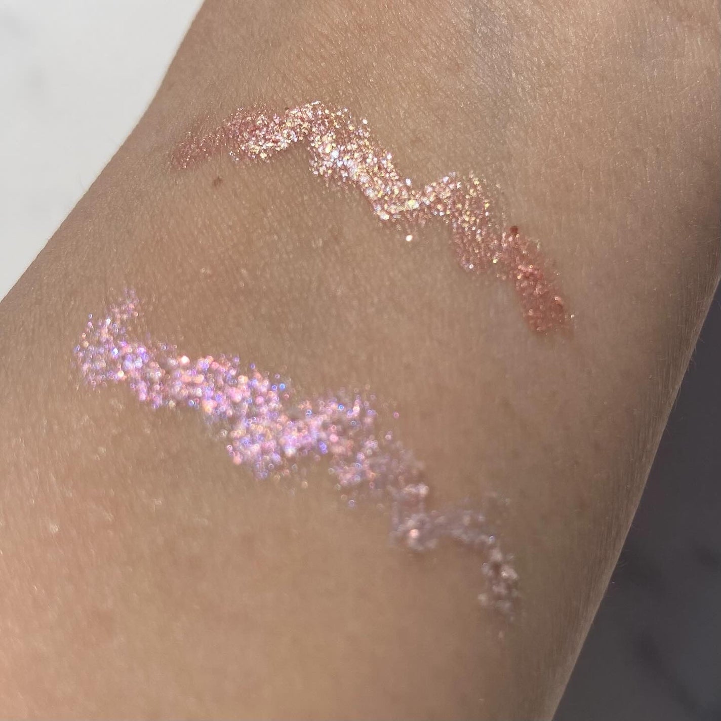 アートクラス アイグリッツ/too cool for school/スティックアイシャドウを使ったクチコミ(4枚目)