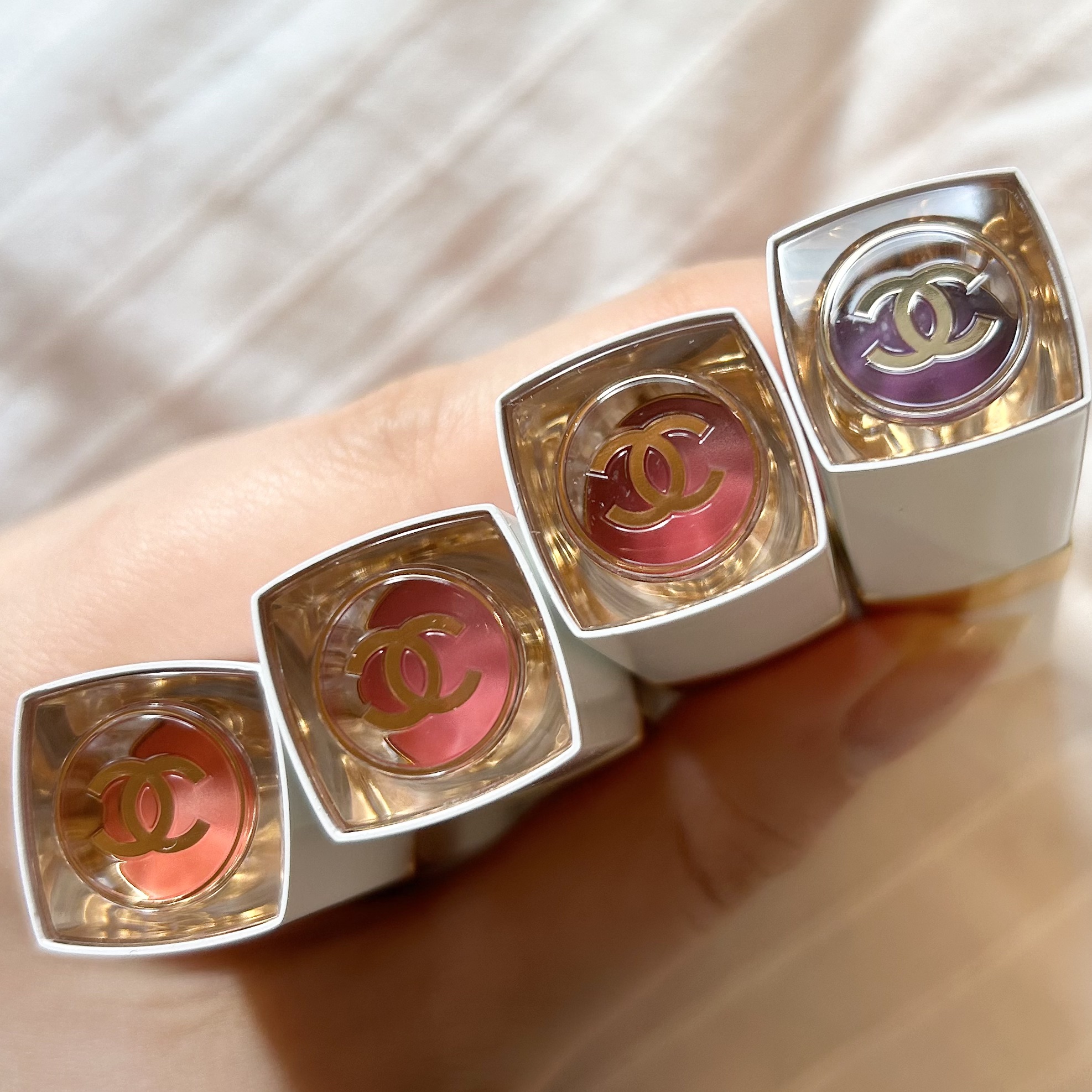 シャネル ルージュ ココ ボーム 764 チャーミング ライラック/CHANEL/口紅を使ったクチコミ（2枚目）