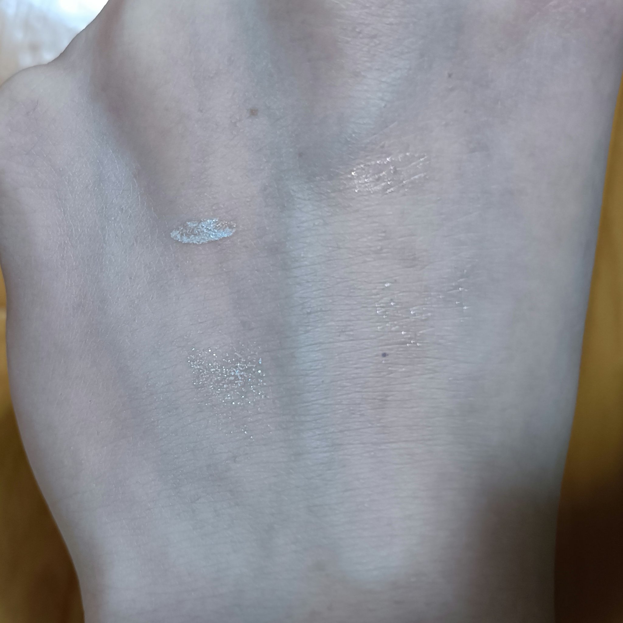 リキッドアイシャドウ/Solistella/リキッドアイシャドウを使ったクチコミ（2枚目）