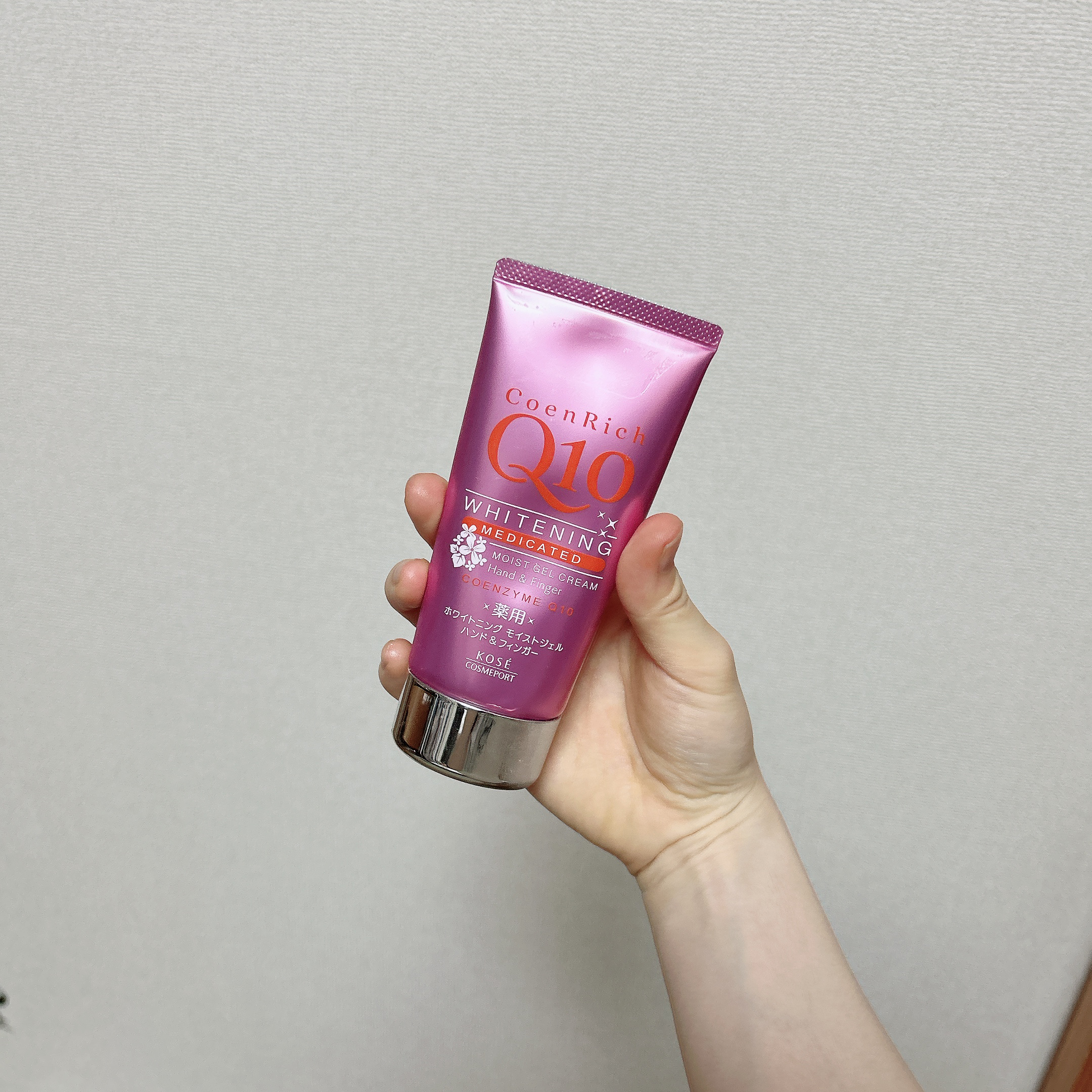 コエンリッチ　薬用ホワイトニング  ハンドクリーム ディープモイスチュア もぎたてピーチの香り【医薬部外品】/コエンリッチQ10/ハンドクリームを使ったクチコミ（1枚目）