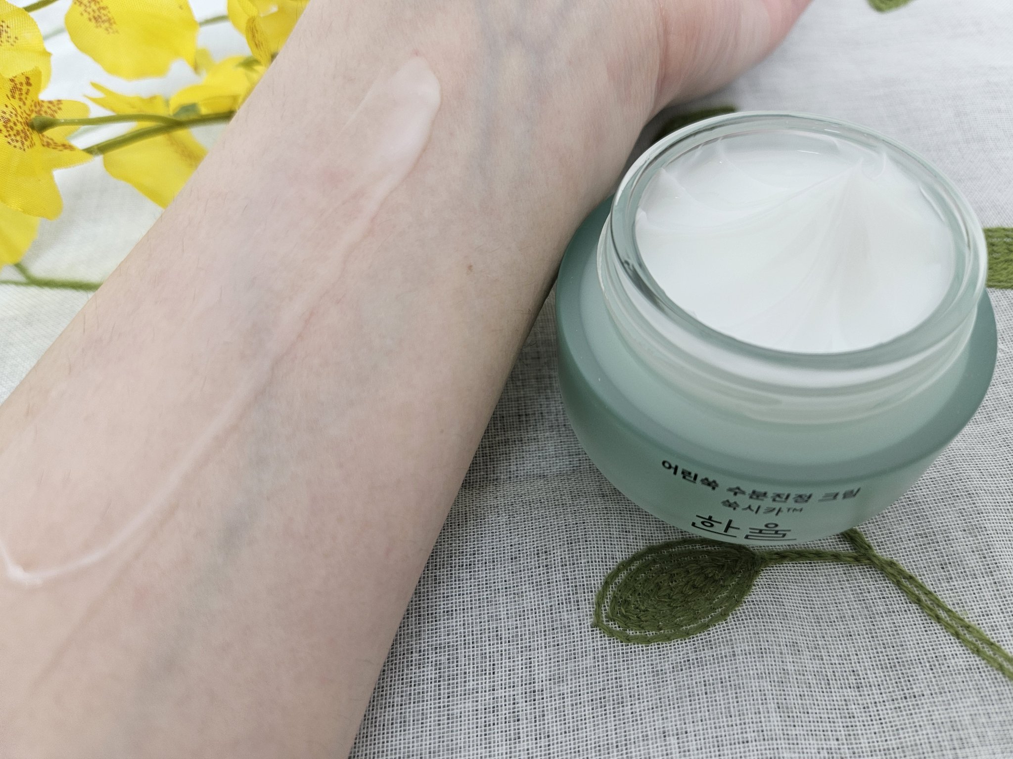 ピュアアルテミシア カーミングウォータークリーム/HANYUL(ハンユル)/フェイスクリームを使ったクチコミ（3枚目）