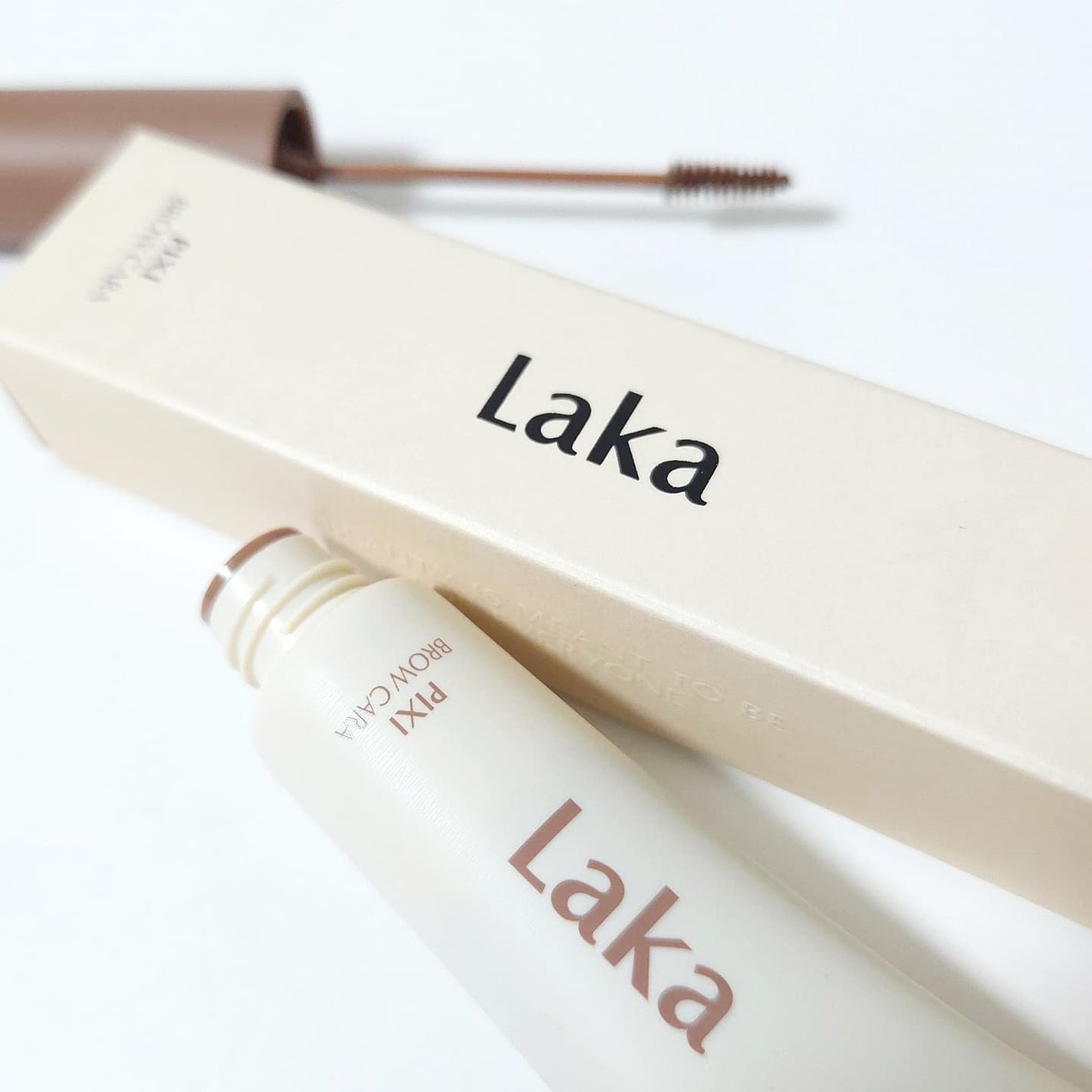 ラカ ピクシーブロウカラ/Laka/眉マスカラを使ったクチコミ(1枚目)