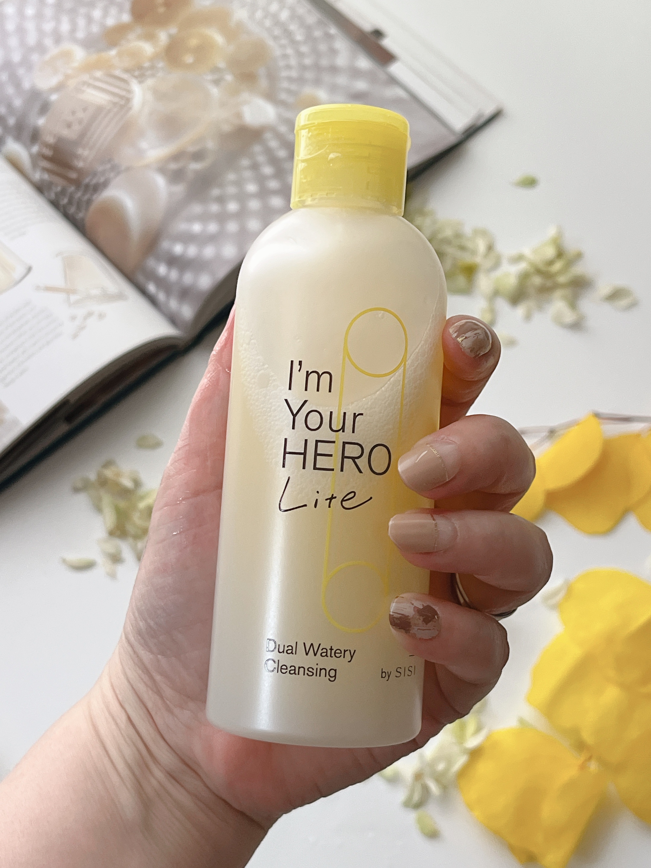 アイムユアヒーロー ライト/SISI/クレンジングウォーターを使ったクチコミ（2枚目）