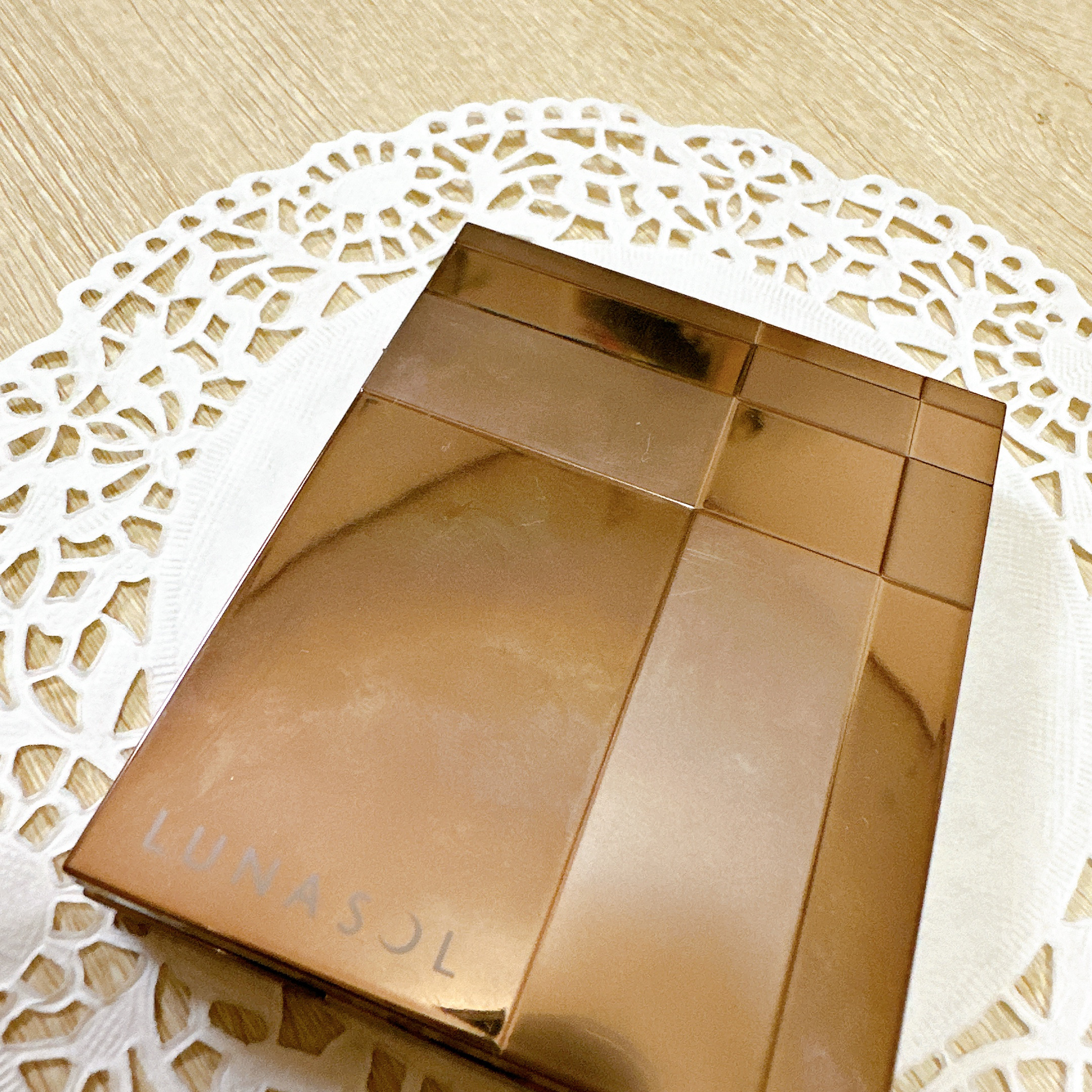 スキンモデリングアイズ/LUNASOL/アイシャドウパレットを使ったクチコミ（2枚目）