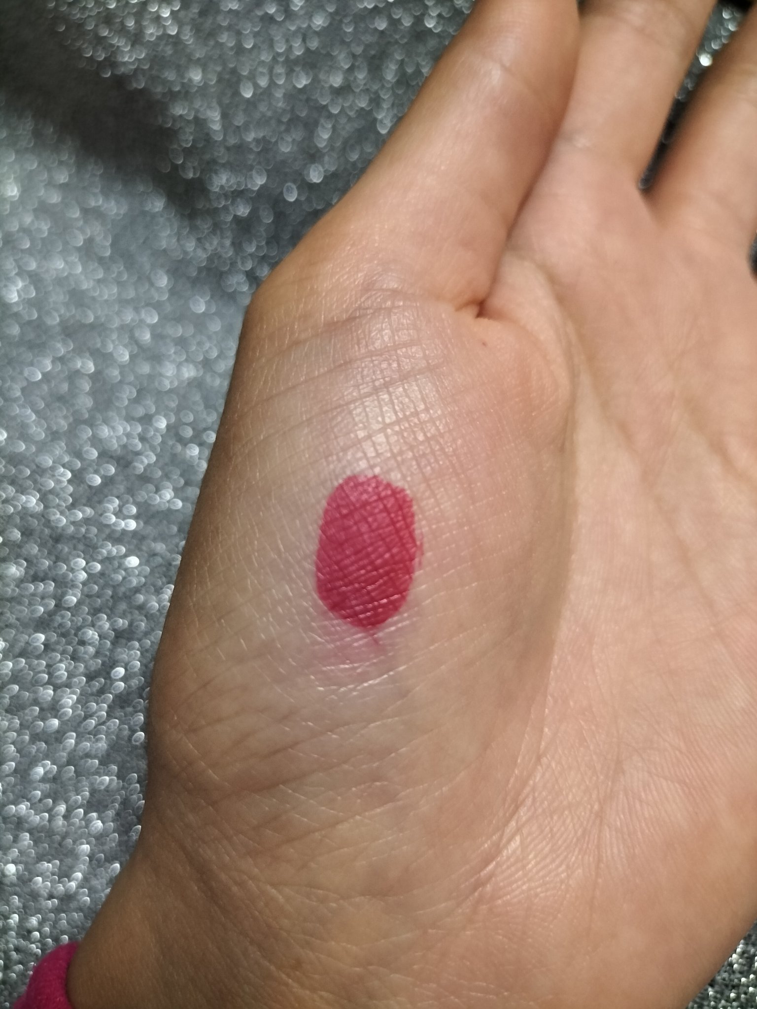 タトゥーフィクシングリップウォーターティント/MOOLDA/リップティントを使ったクチコミ（3枚目）
