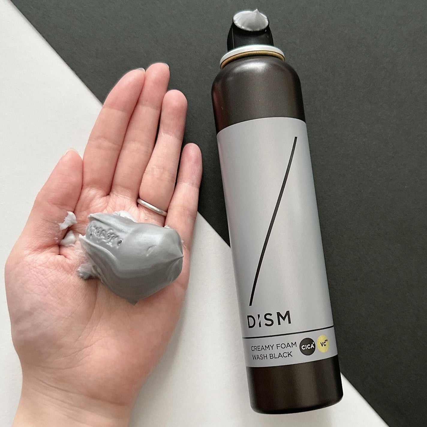 ディズム クリーミーフォームウォッシュ ブラック/DISM/泡洗顔を使ったクチコミ(4枚目)