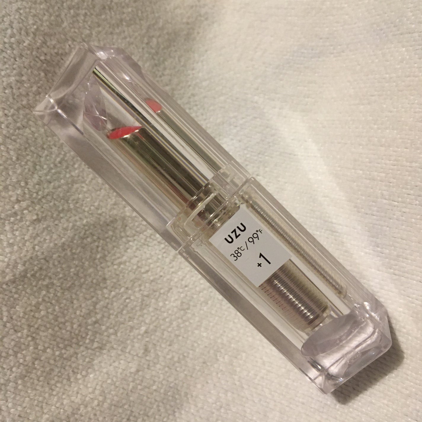 38/99°F LIP KIT BOOK BLACK edition/宝島社/リップグロスを使ったクチコミ(1枚目)