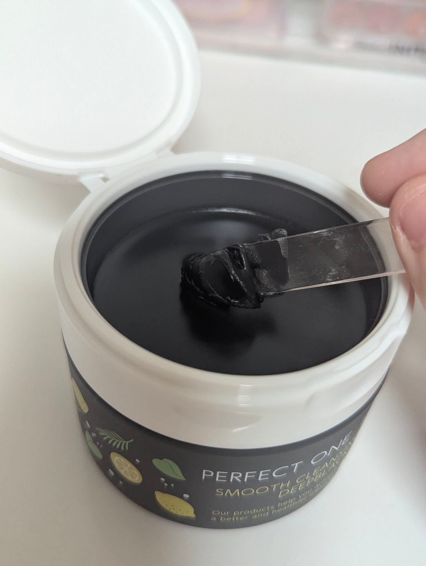 スムースクレンジングバーム ディープブラック GL+/PERFECT ONE FOCUS/クレンジングバームを使ったクチコミ(4枚目)