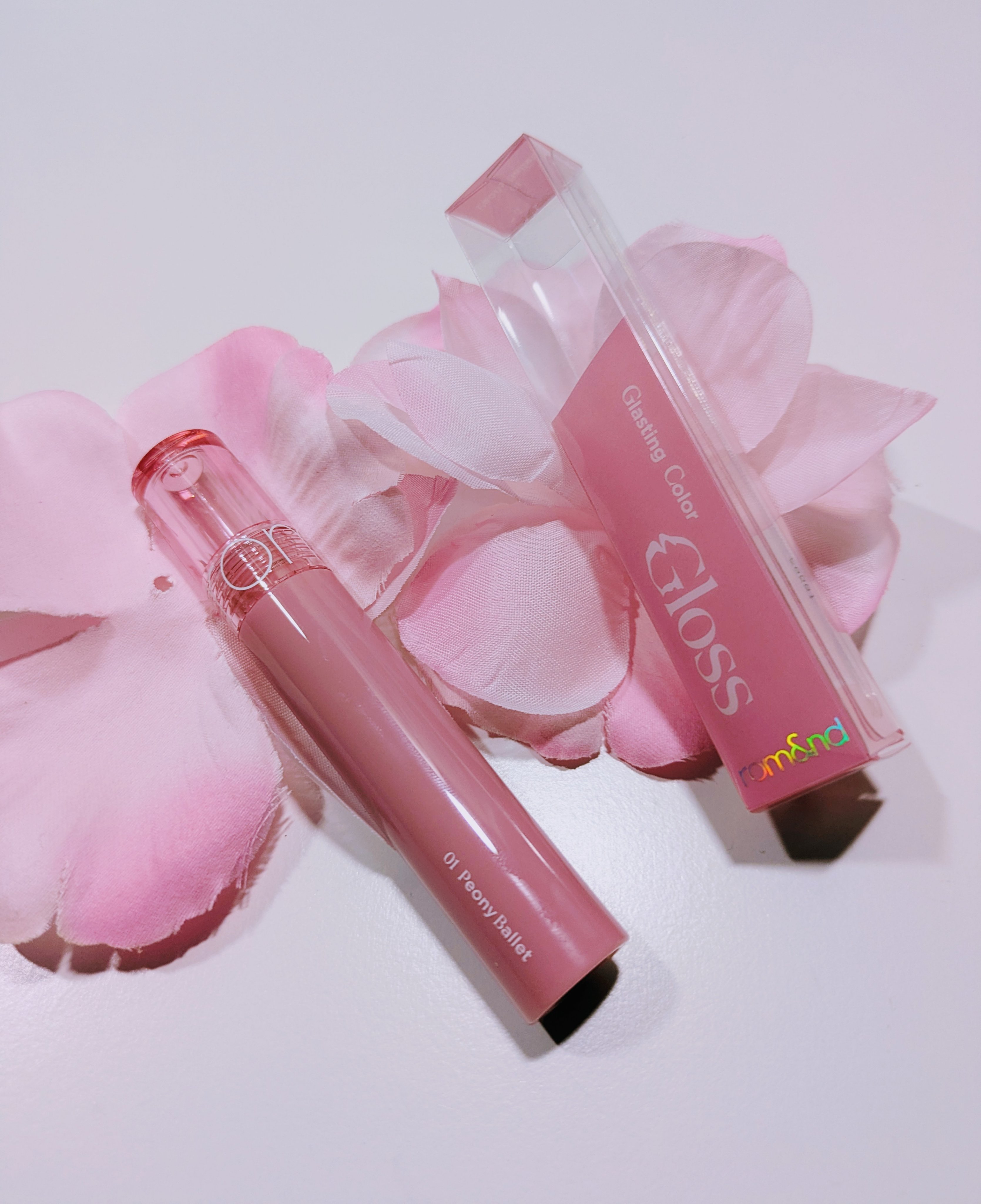 グラスティングカラーグロス/rom&nd/リップグロスを使ったクチコミ（1枚目）