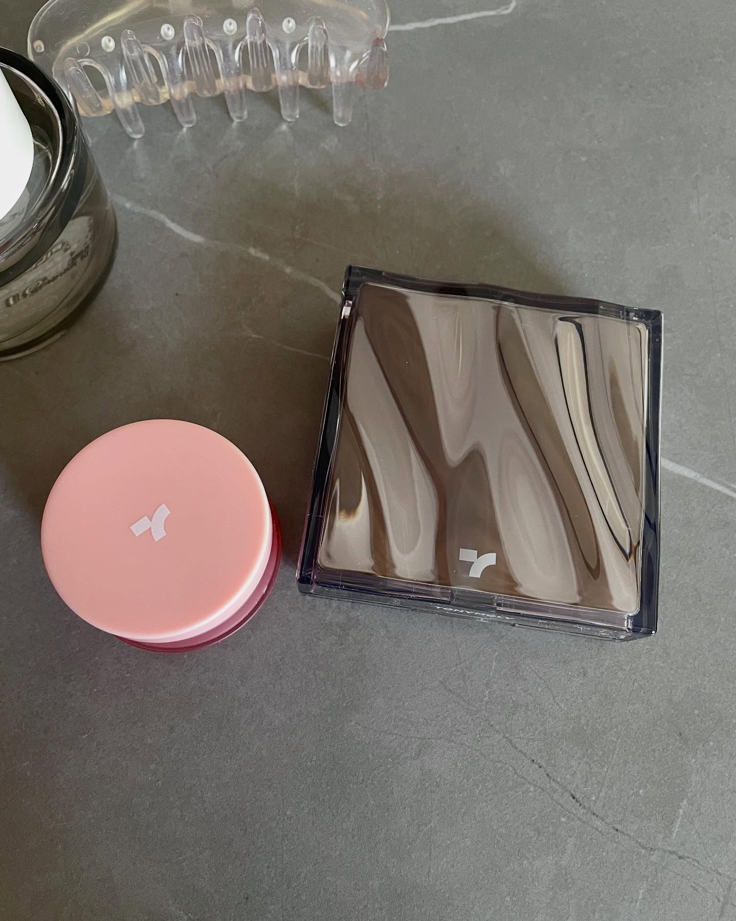 チークトーン リップ＆チーク デュオバーム/TONYMOLY/口紅を使ったクチコミ（1枚目）