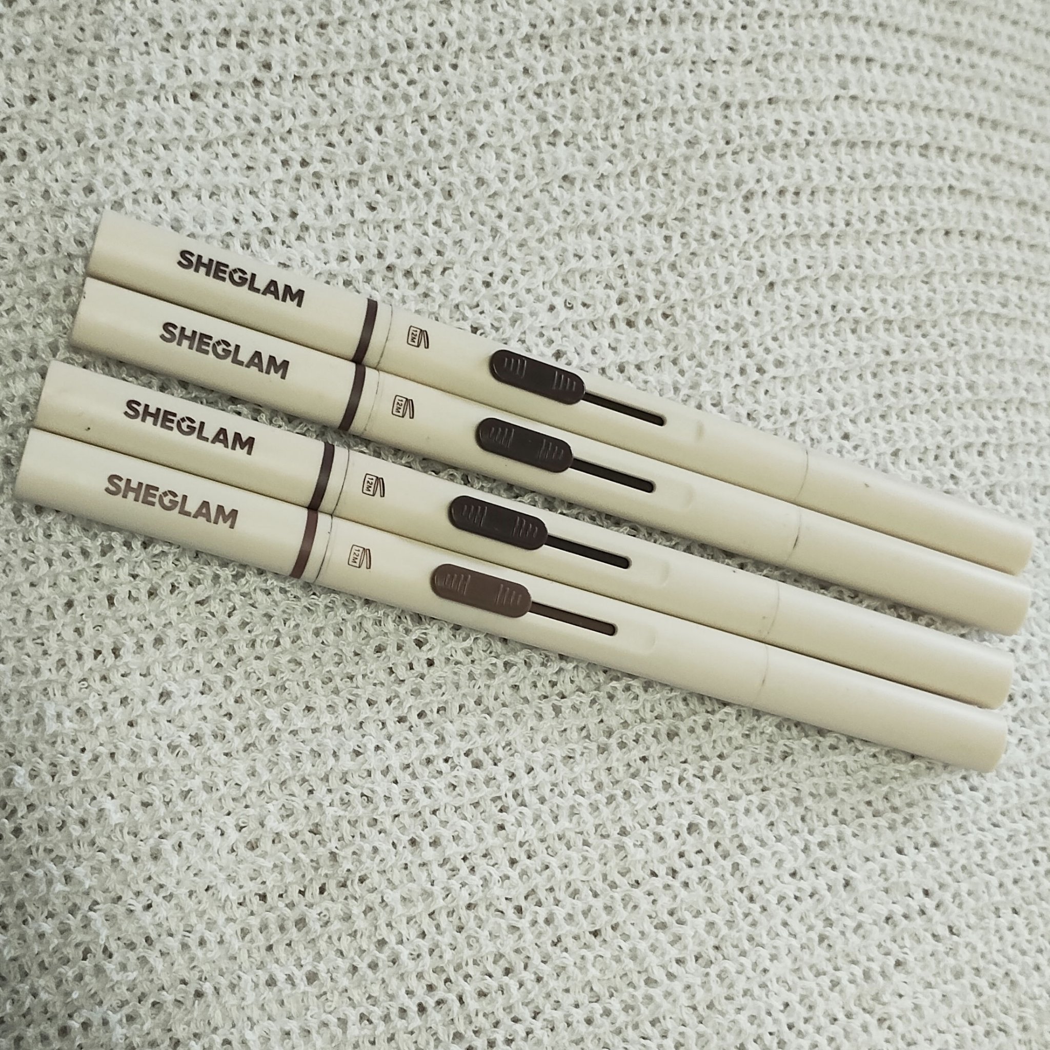 SHEGLAMのアイブロウペンシル！

お気に入りすぎてこれしか使えない

書き心地も色味も大好き！！しかも安い！！

#プチプラ #アイブロウペンシル