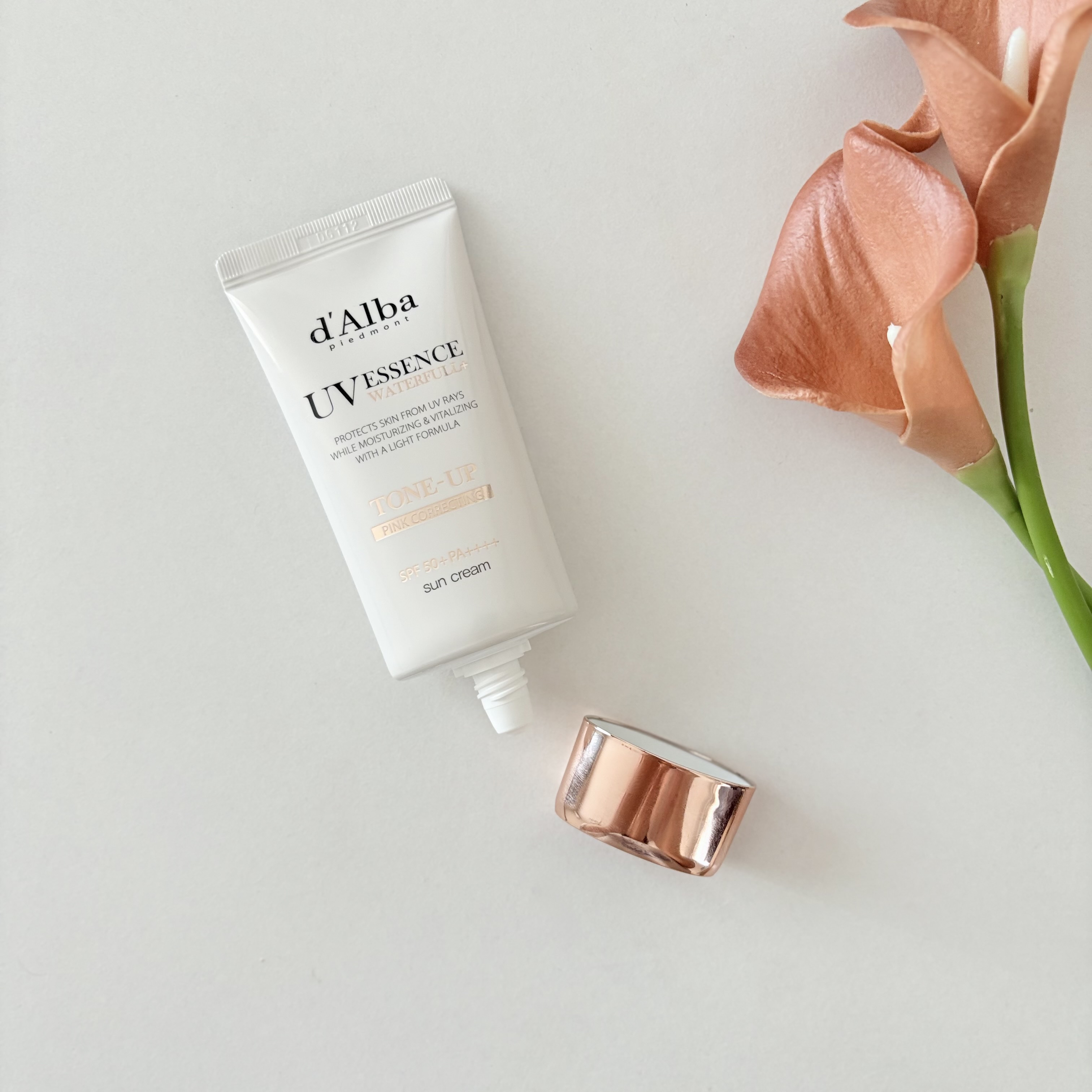 ウォータフルトーンアップサンクリーム/ダルバ/日焼け止めクリームを使ったクチコミ（2枚目）