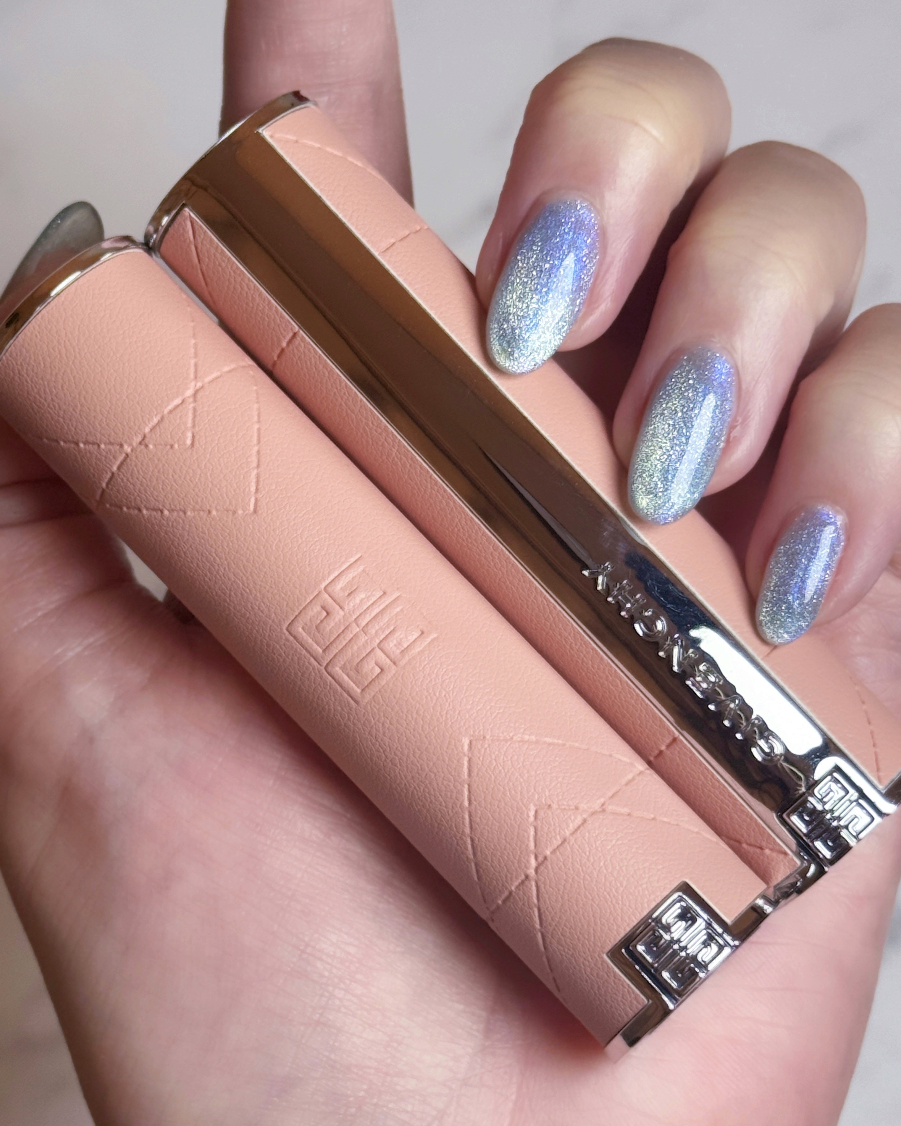 ローズ・パーフェクト・シャイン｜GIVENCHYの口コミ - じゅわっと発色