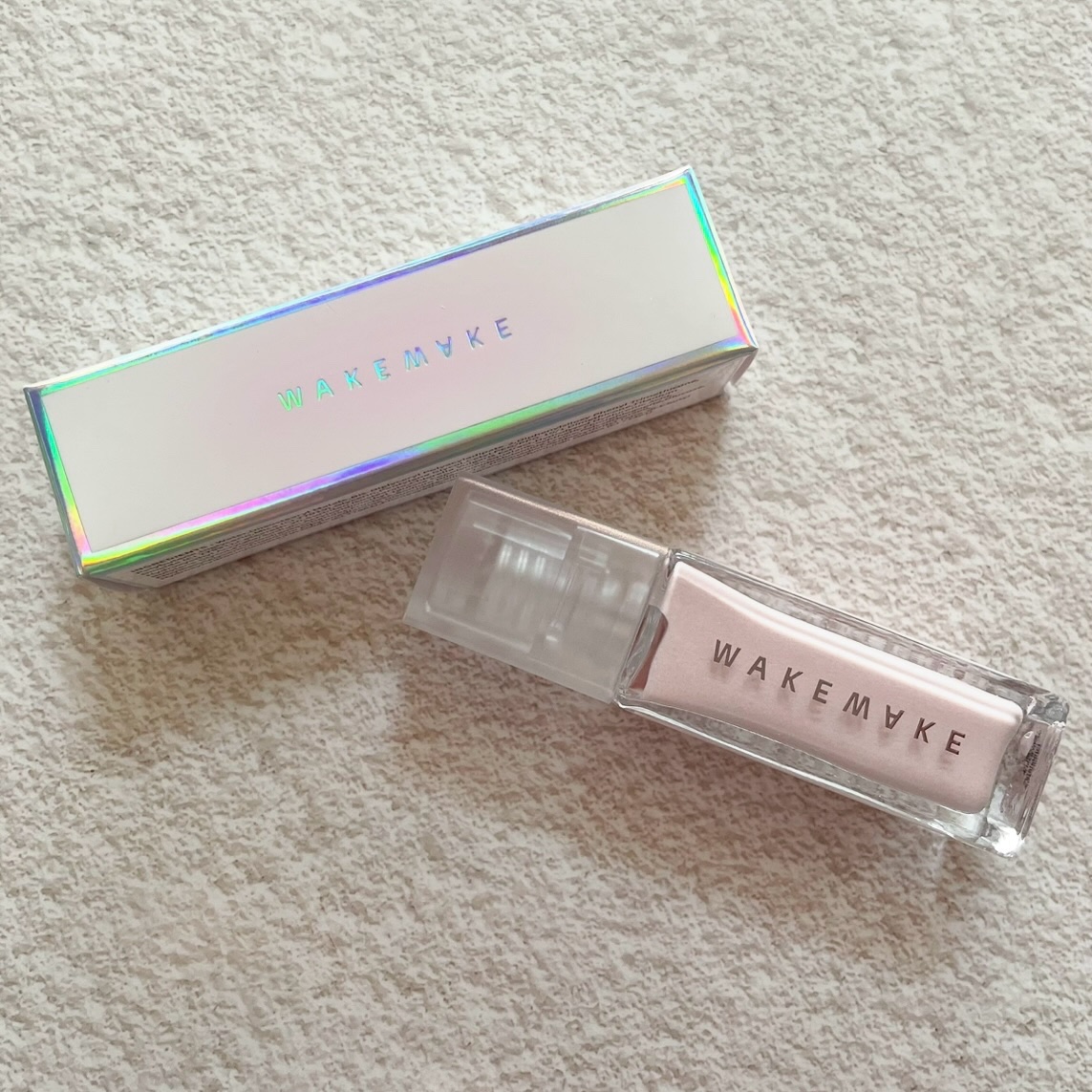 シアーグロウリキッドハイライター/wakemake/リキッドハイライトを使ったクチコミ（1枚目）