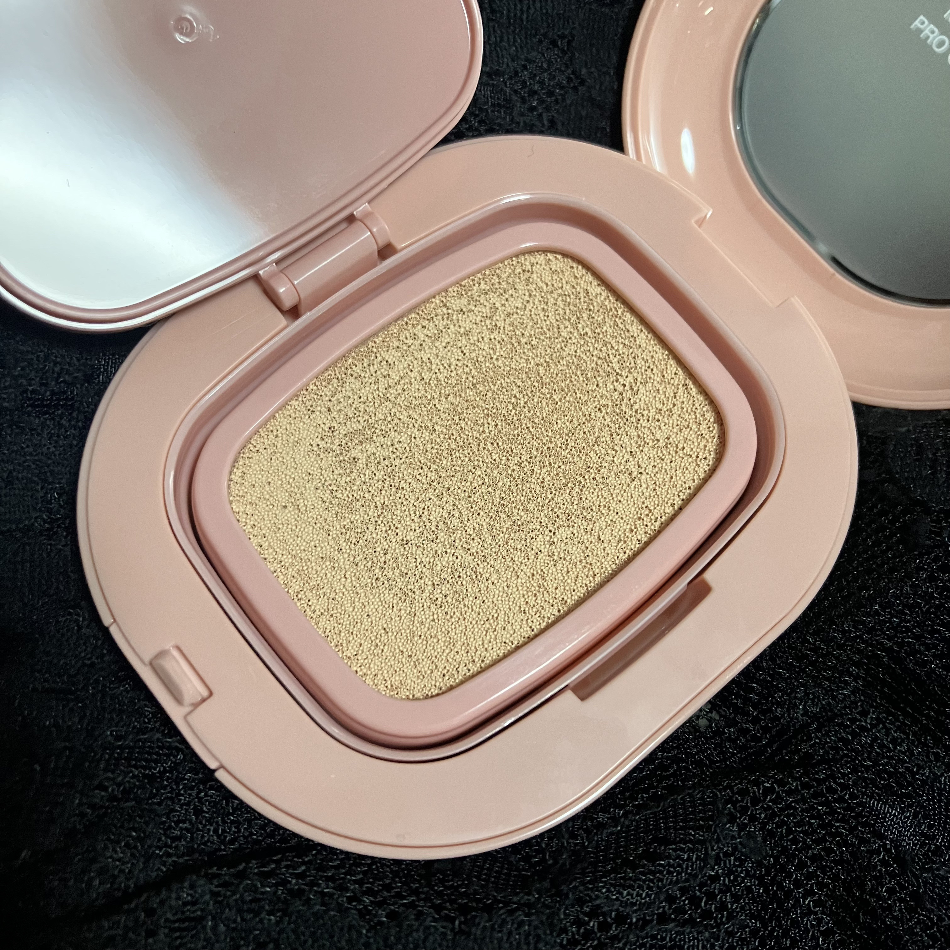 プロ グルタチオン グロウクッションファンデーション/MEDICUBE/クッションファンデーションを使ったクチコミ（3枚目）