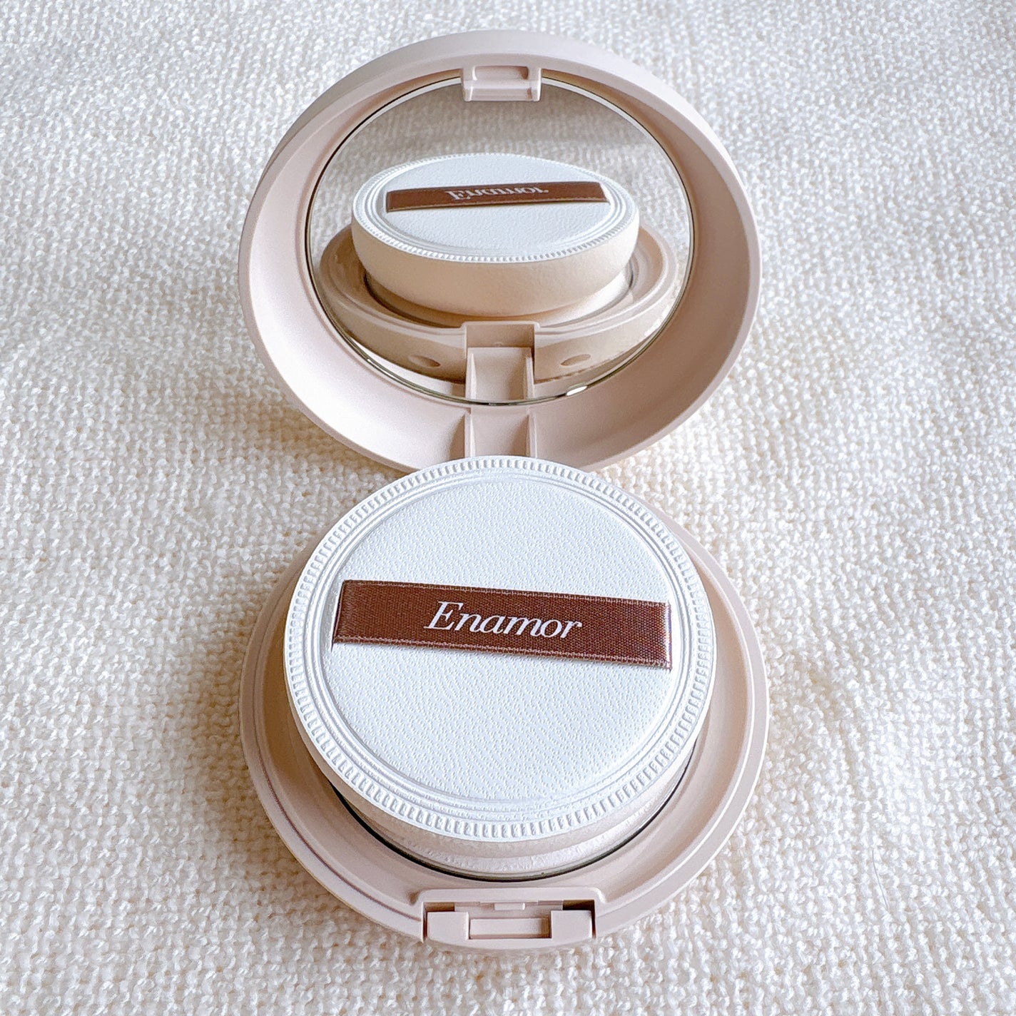 グッバイオイリー/Enamor/プレストパウダーを使ったクチコミ(3枚目)