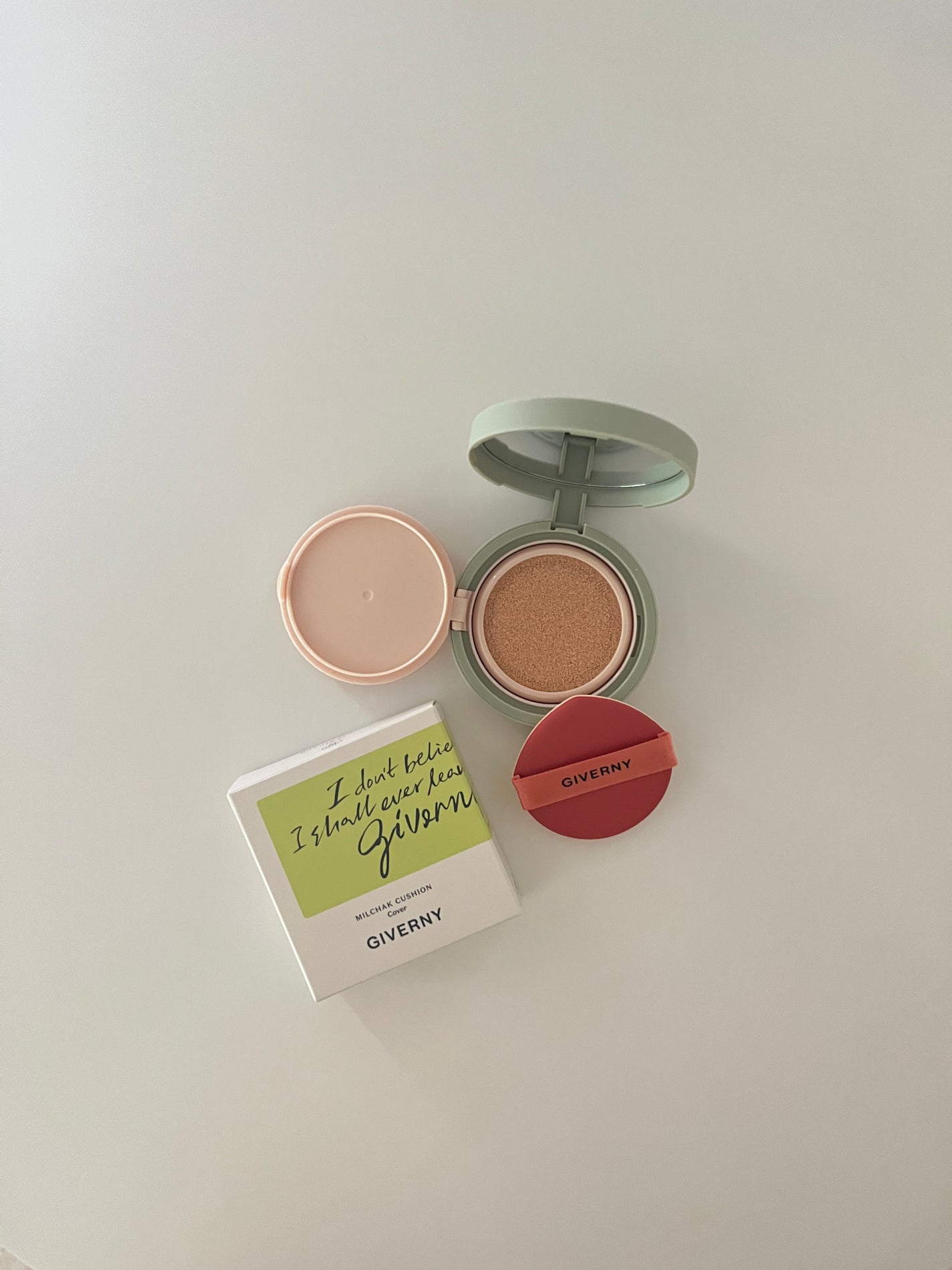 ジヴェルニー 密着カバークッション/GIVERNY/クッションファンデーションを使ったクチコミ(1枚目)