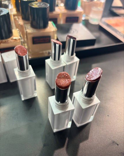 キヌケアグローアップ/shu uemura/口紅を使ったクチコミ(5枚目)