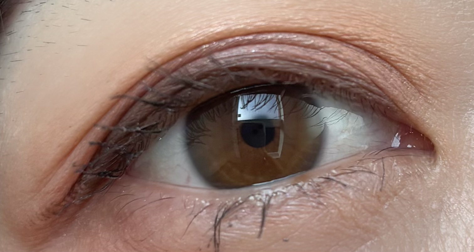 ダイメンションズ マルチエフェクト アイシャドウ/PRADA BEAUTY/アイシャドウパレットを使ったクチコミ（3枚目）