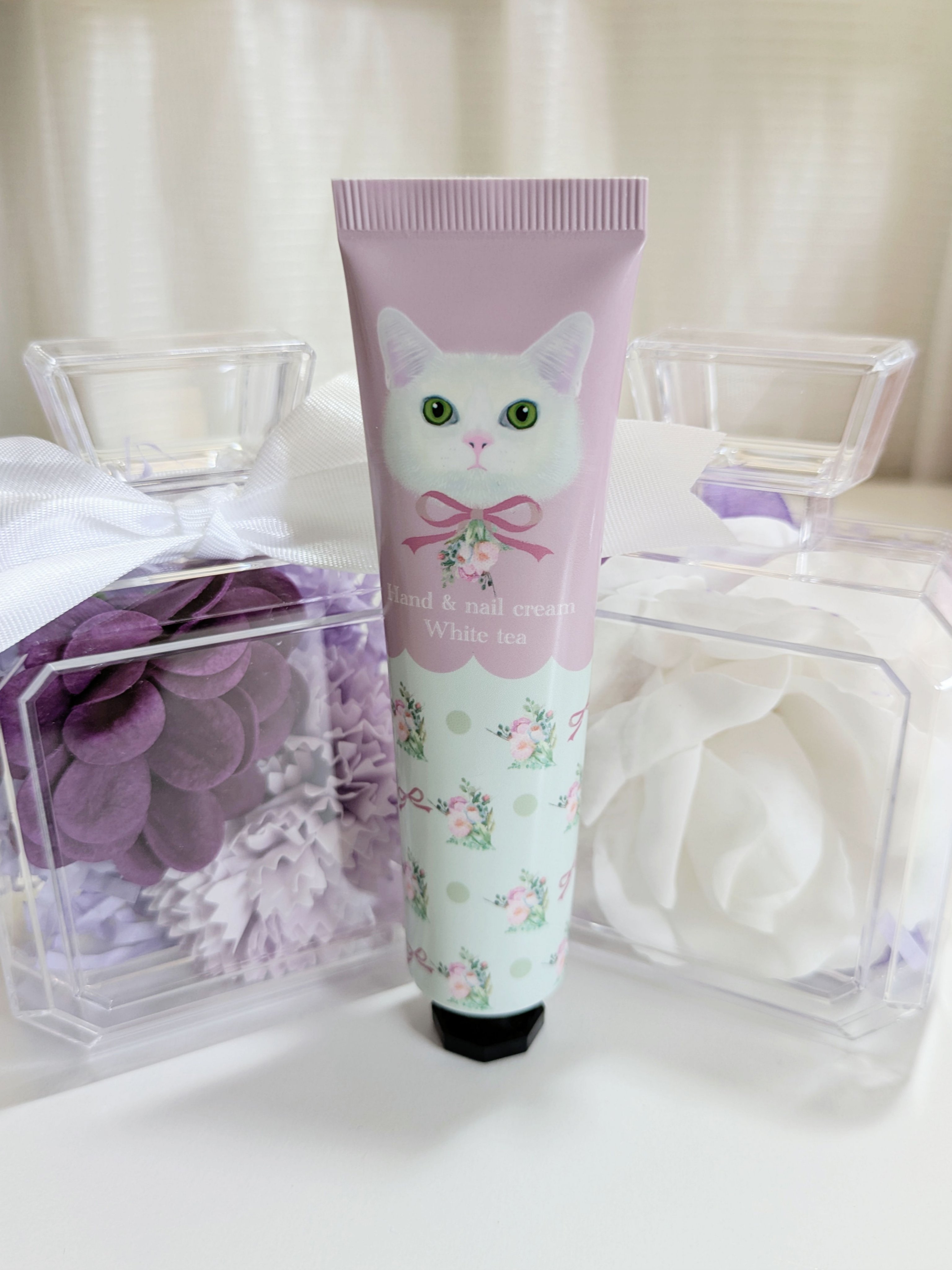 フラワーシーンハンドクリーム/one'sterrace/ハンドクリームを使ったクチコミ（1枚目）