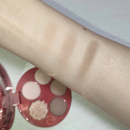 フィー ポケットアイパレット EP04 ソルティキャラメル/fwee/アイシャドウパレットの画像