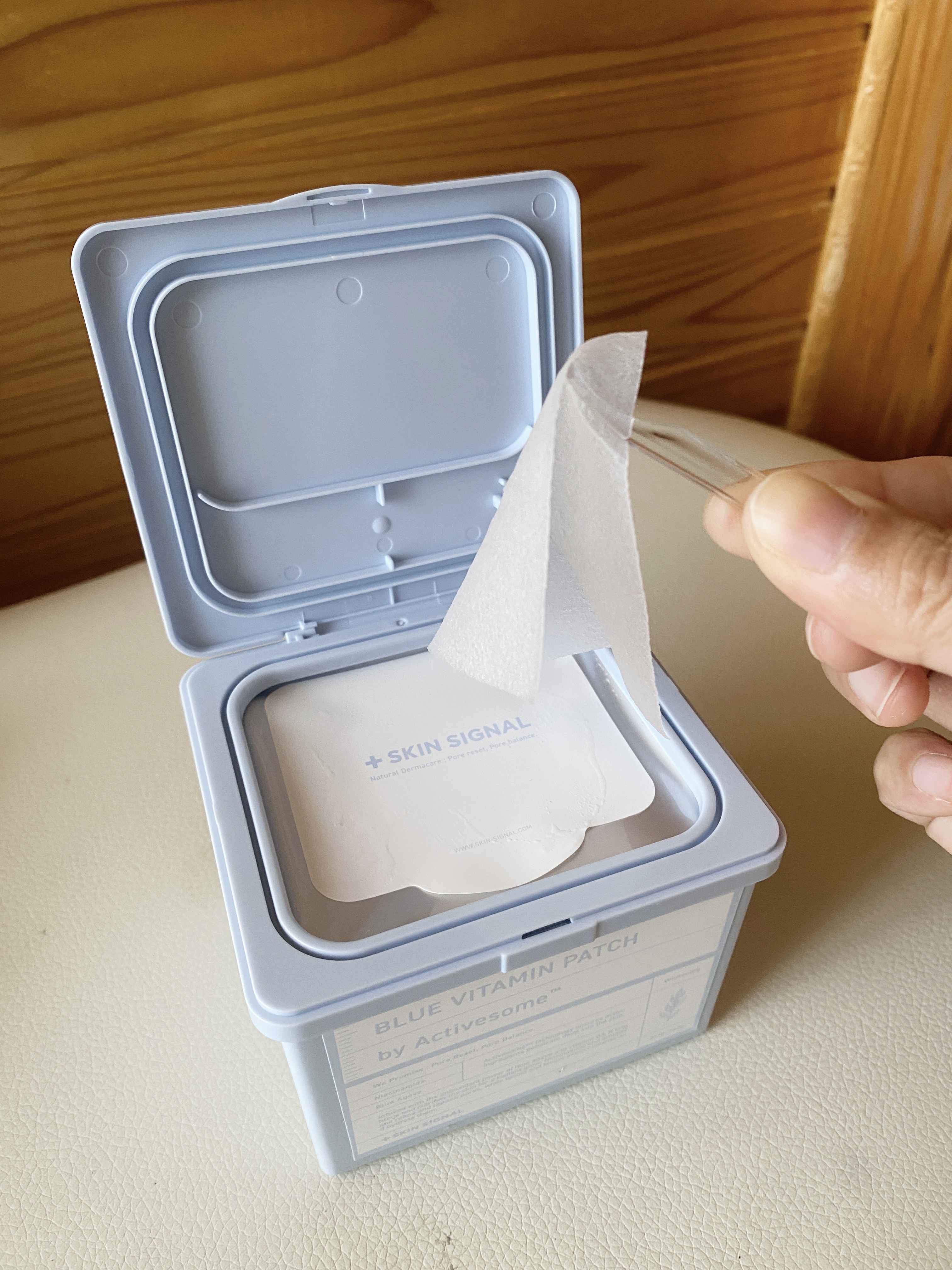 ブルービタミン バブルセラム エッセンス/SKIN SIGNAL/美容液を使ったクチコミ（2枚目）