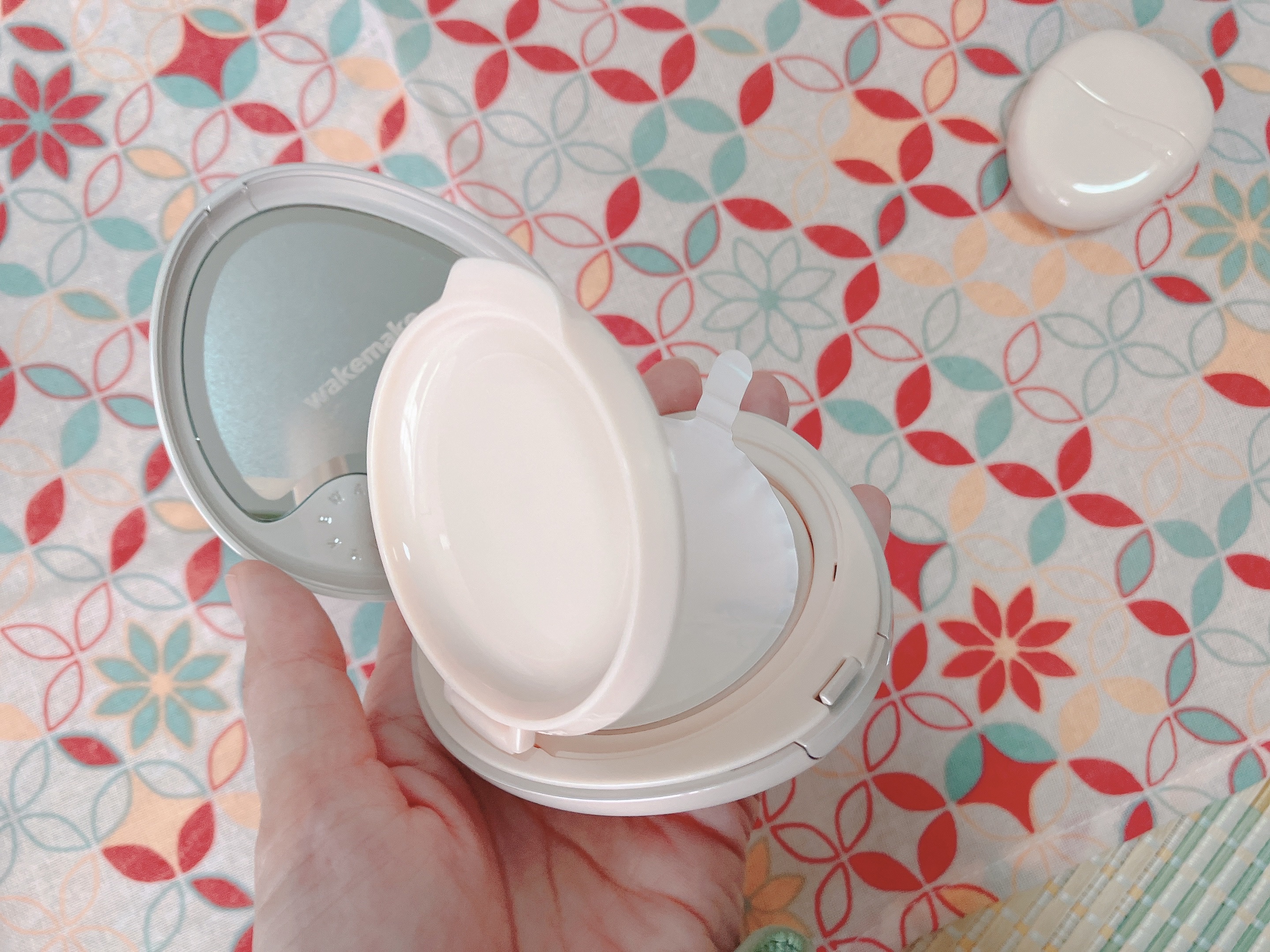 ウォータフルグロウティント/wakemake/リップティントを使ったクチコミ（3枚目）