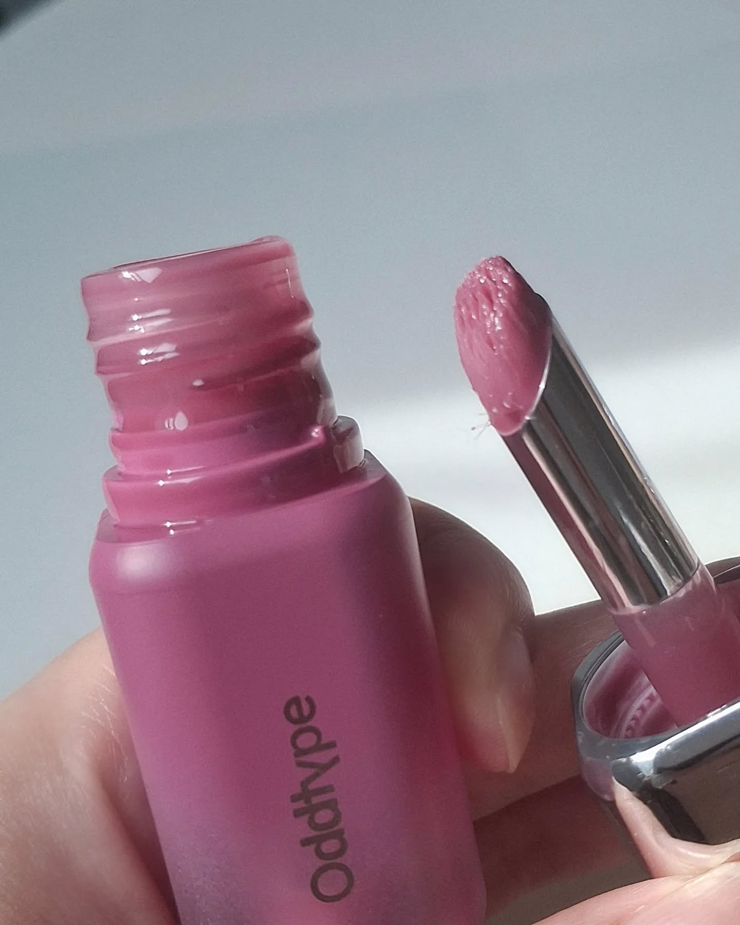 アンシーンバルーンティント/Oddtype/リップティントを使ったクチコミ（3枚目）