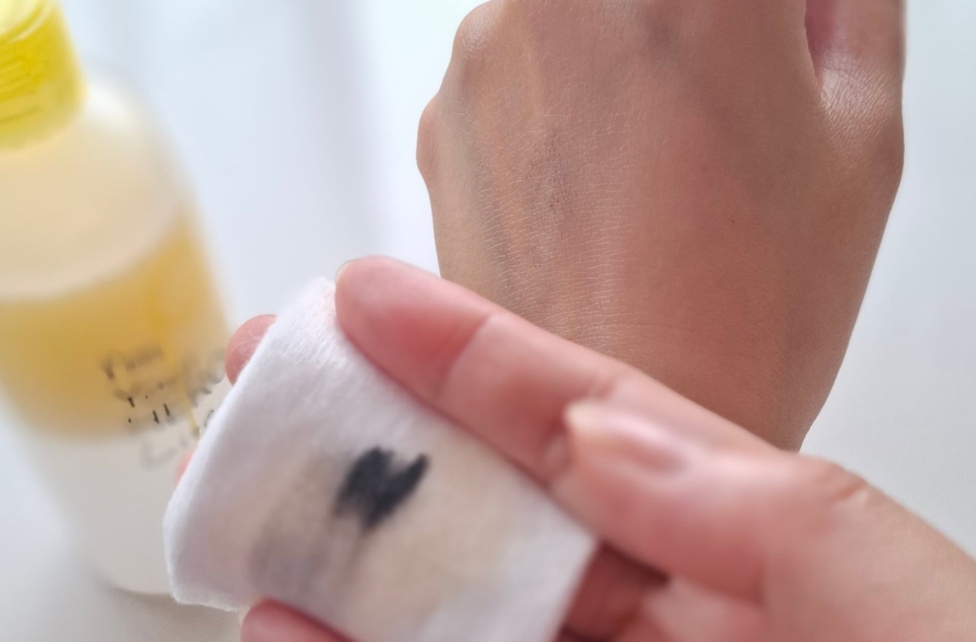 アイムユアヒーロー ライト/SISI/クレンジングウォーターを使ったクチコミ(3枚目)