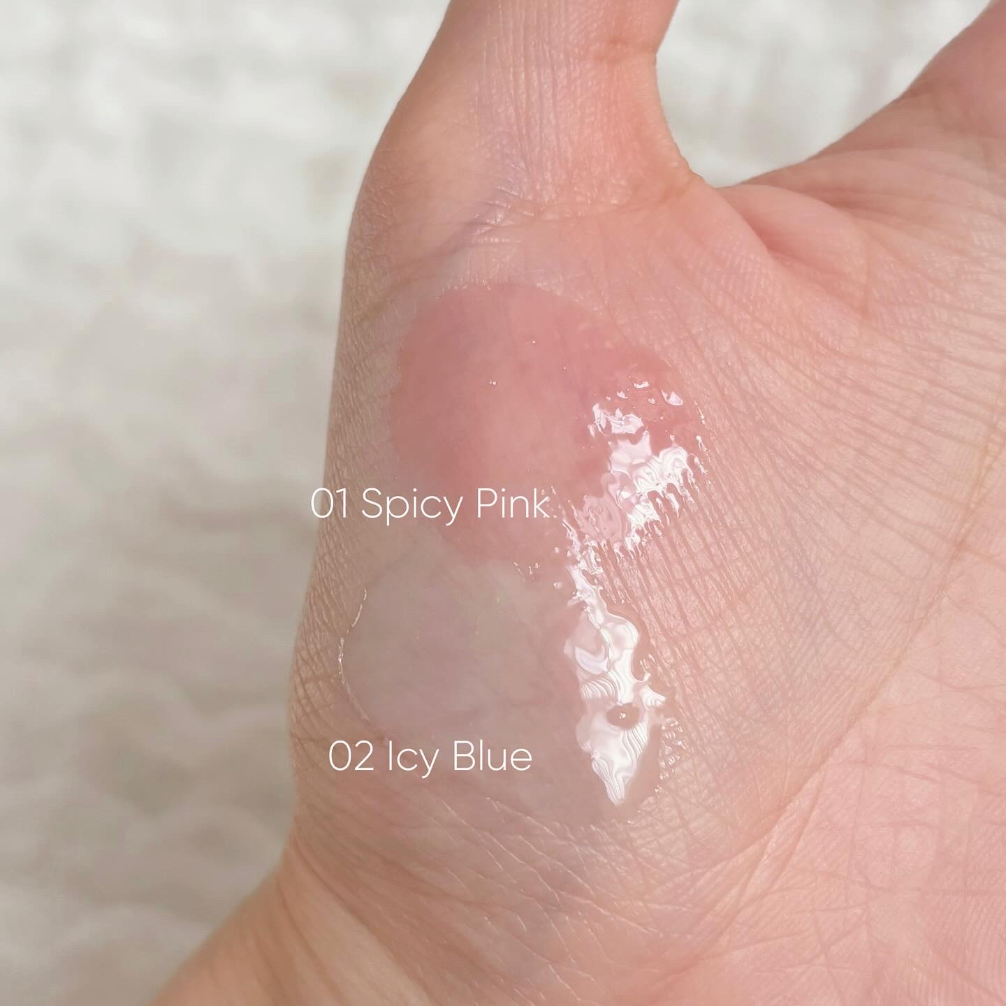 MELTING SYRUP BALM アイシーブルー (COOL) /EITHER＆/リップバームを使ったクチコミ（2枚目）