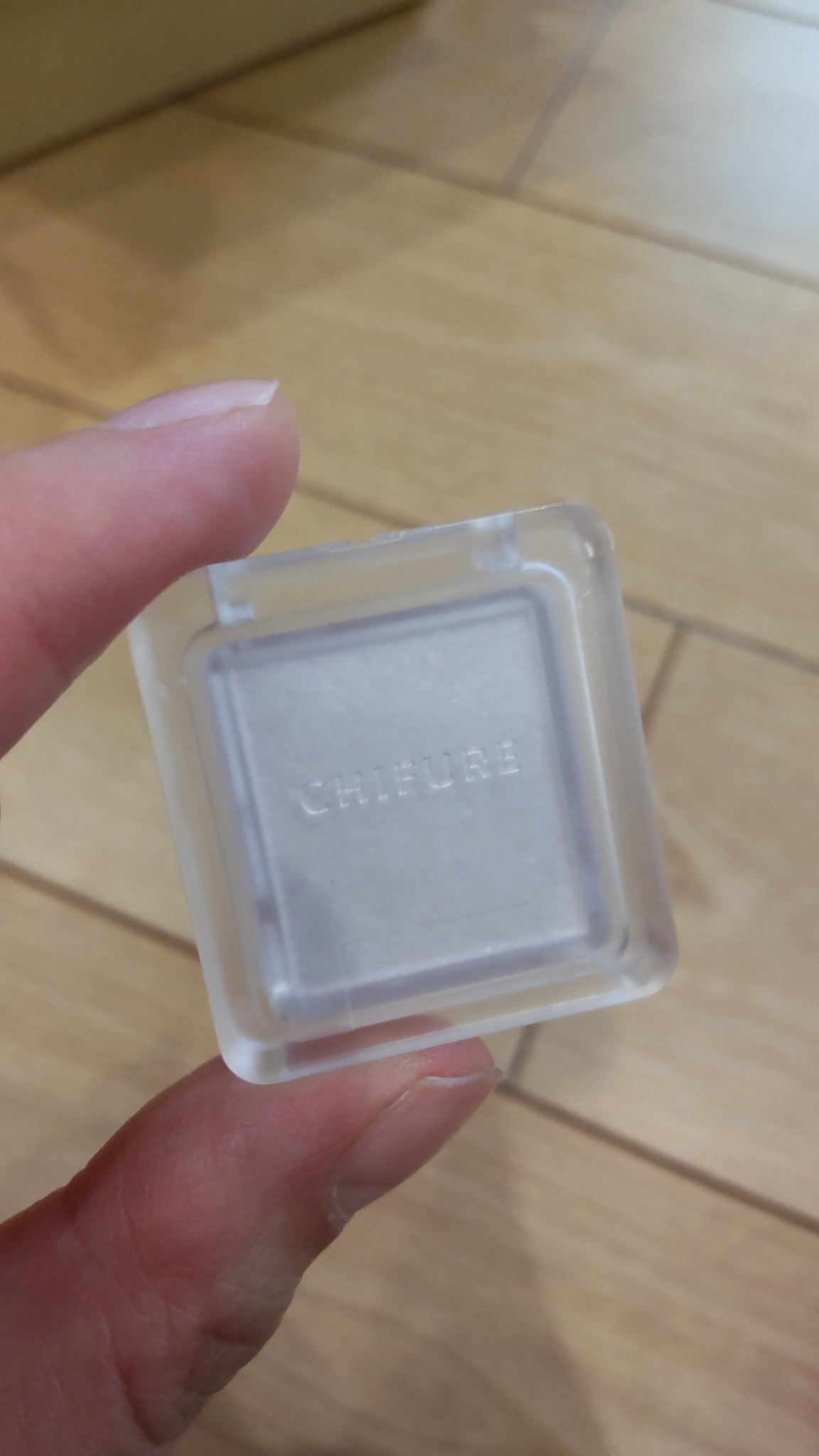 シングル カラー アイシャドウ/ちふれ/単色アイシャドウを使ったクチコミ（2枚目）