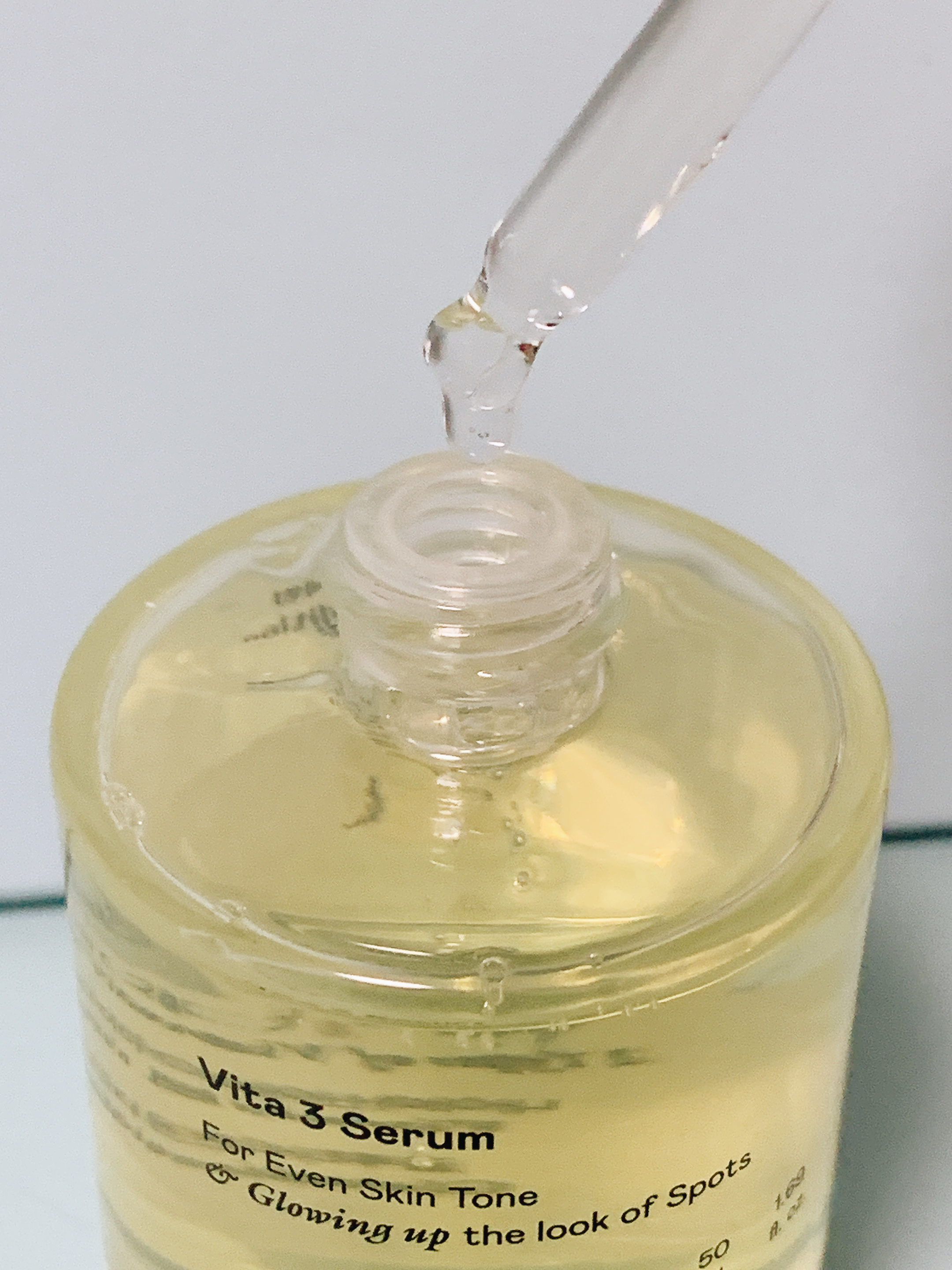 ビタ3セラム/オーズナリー/美容液を使ったクチコミ（2枚目）