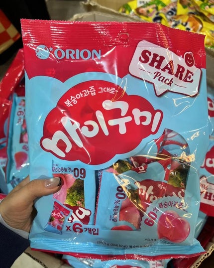 カズホ on LIPS 「🇰🇷韓国限定✨オリオンの皮むけグミゼリーこれ、本当に美味しすぎ..」(4枚目)